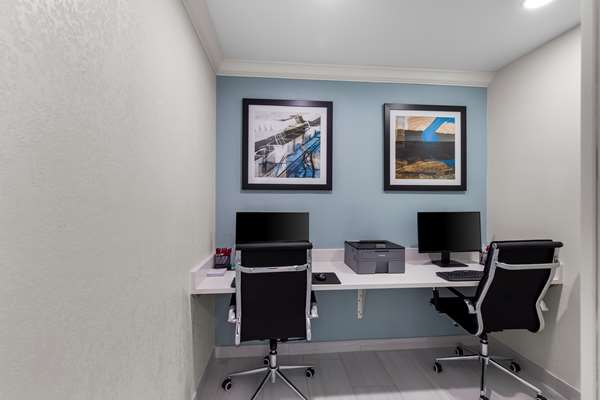 On-Site,Business/Events,Business Services/Center