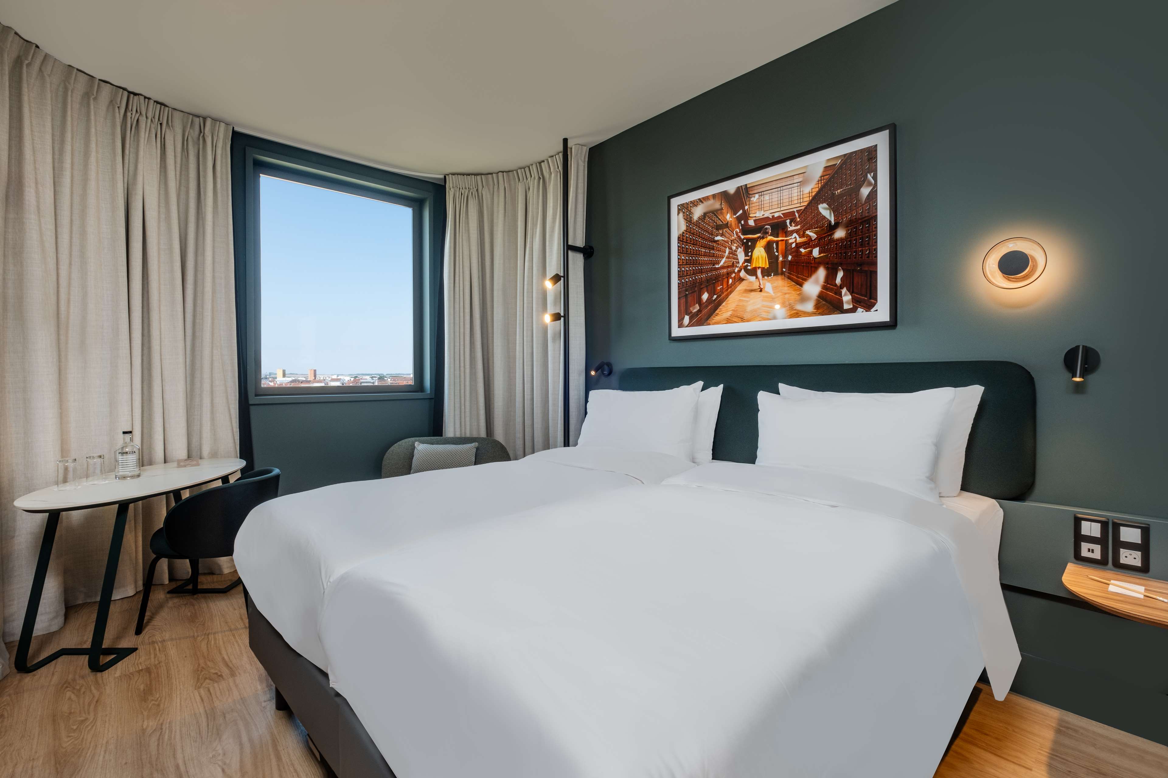 Radisson Hotel Reims Room Type - Standard Room