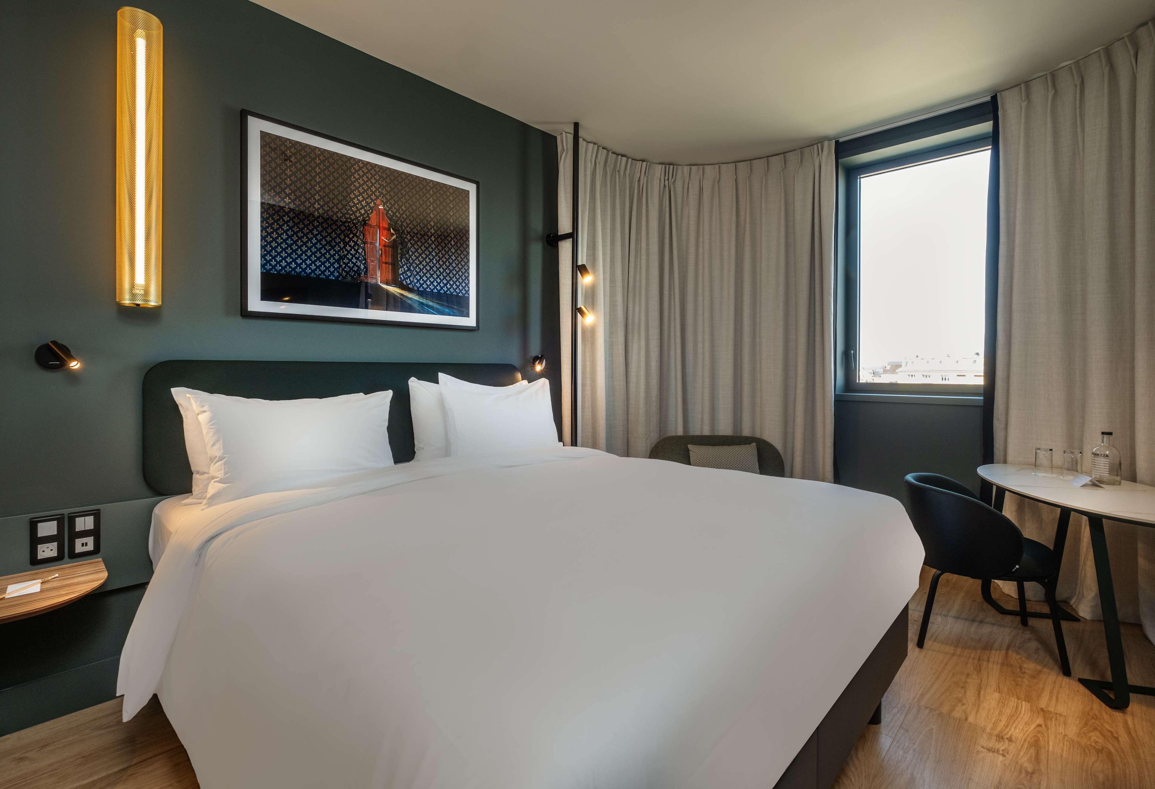 Radisson Hotel Reims Room Type - Standard Room - City View