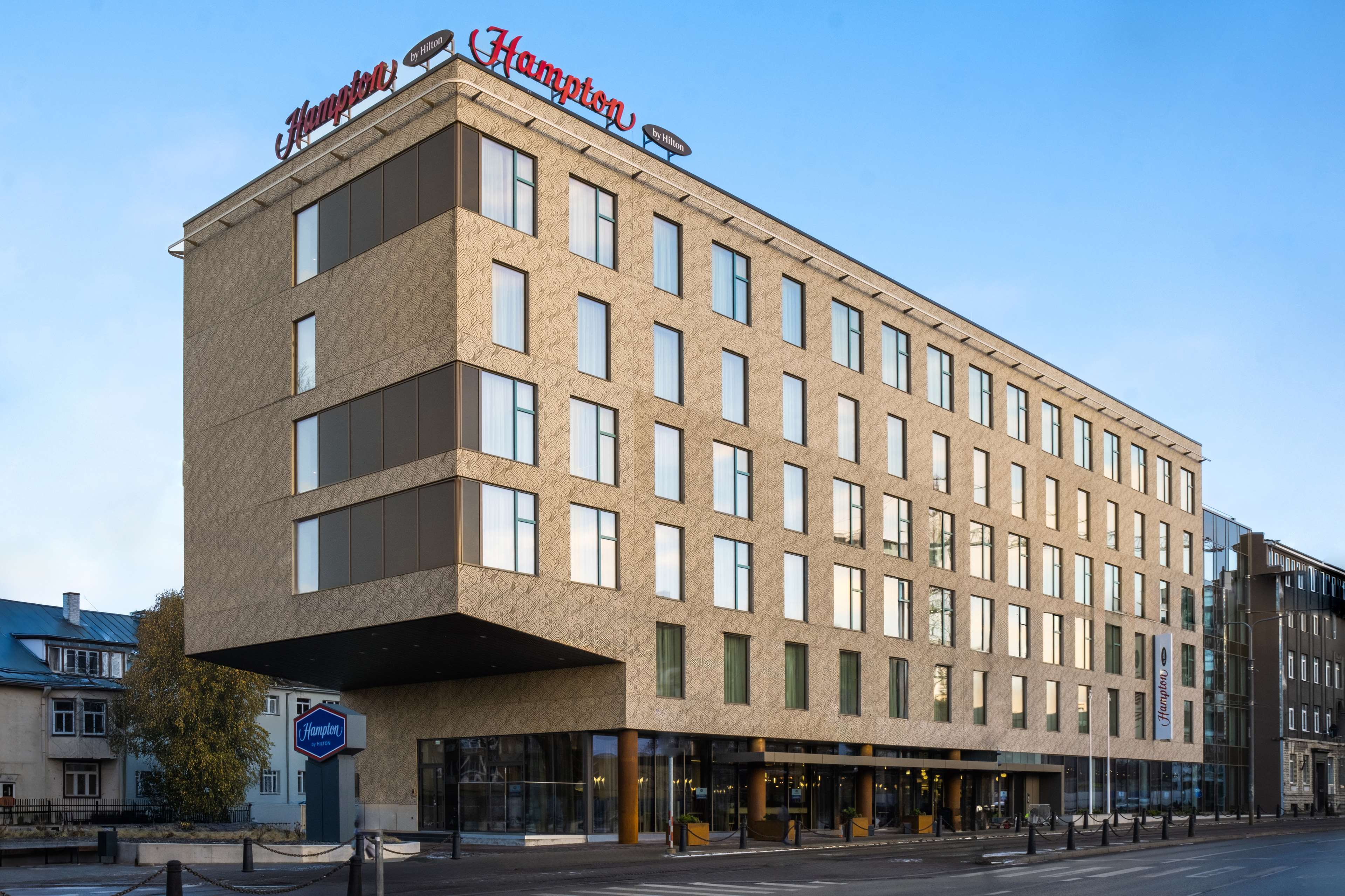 Hampton by Hilton Tallinn - Tap to explore photos