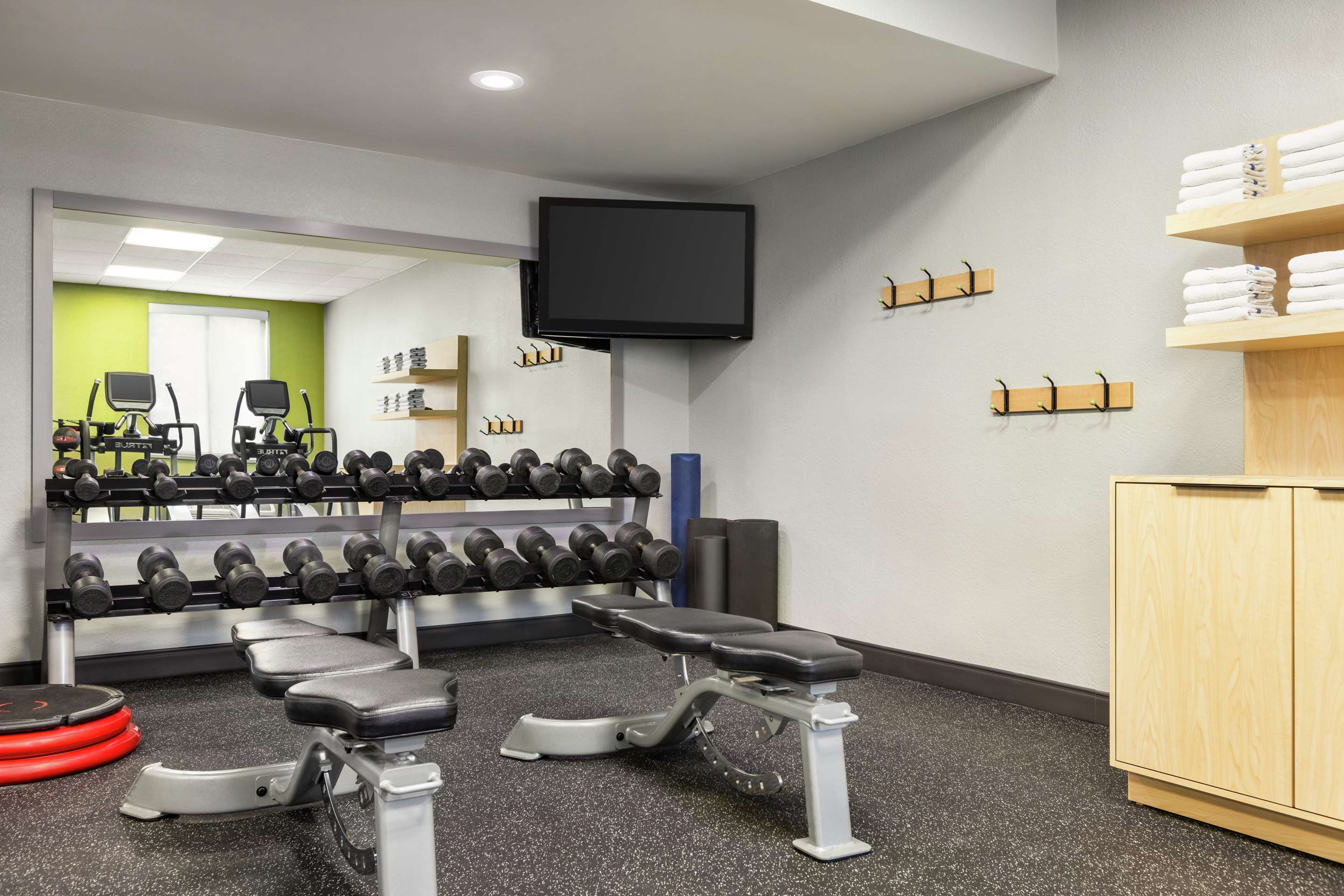 Health club fitness center gym | Spark by Hilton Germantown Washington DC North