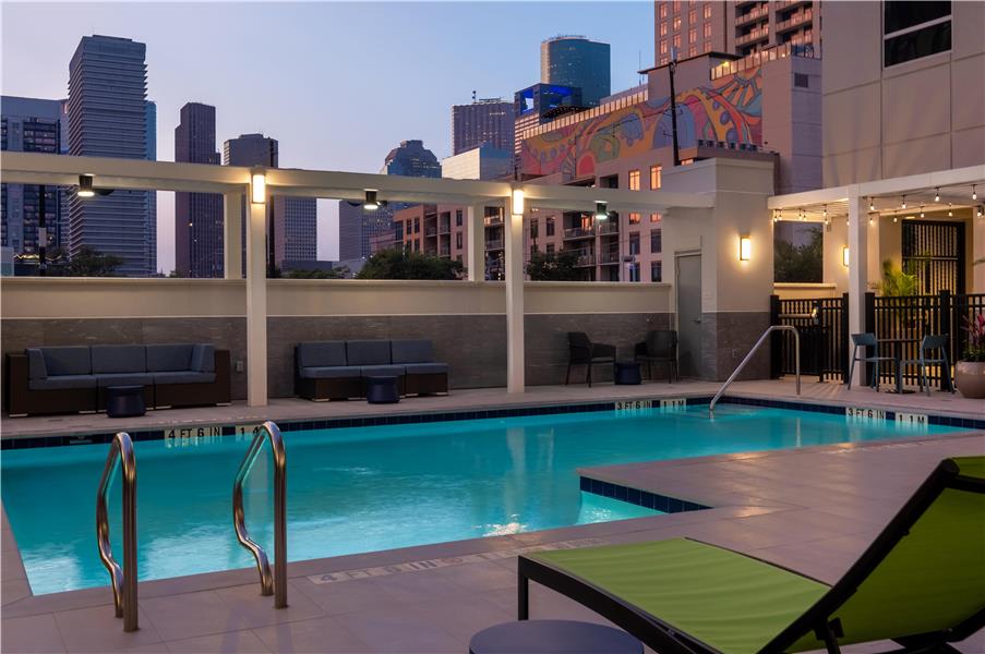 Pool,On-Site,Property Amenity,Recreation