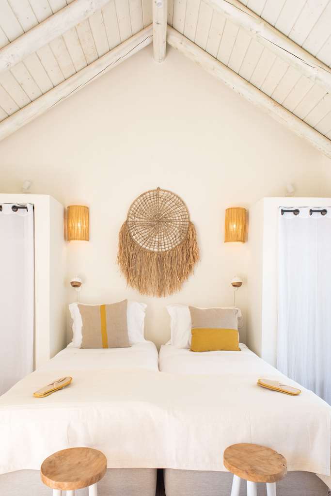 THE INDEPENDENTE COMPORTA-guestroom-Guest Room,On-Site.jpg