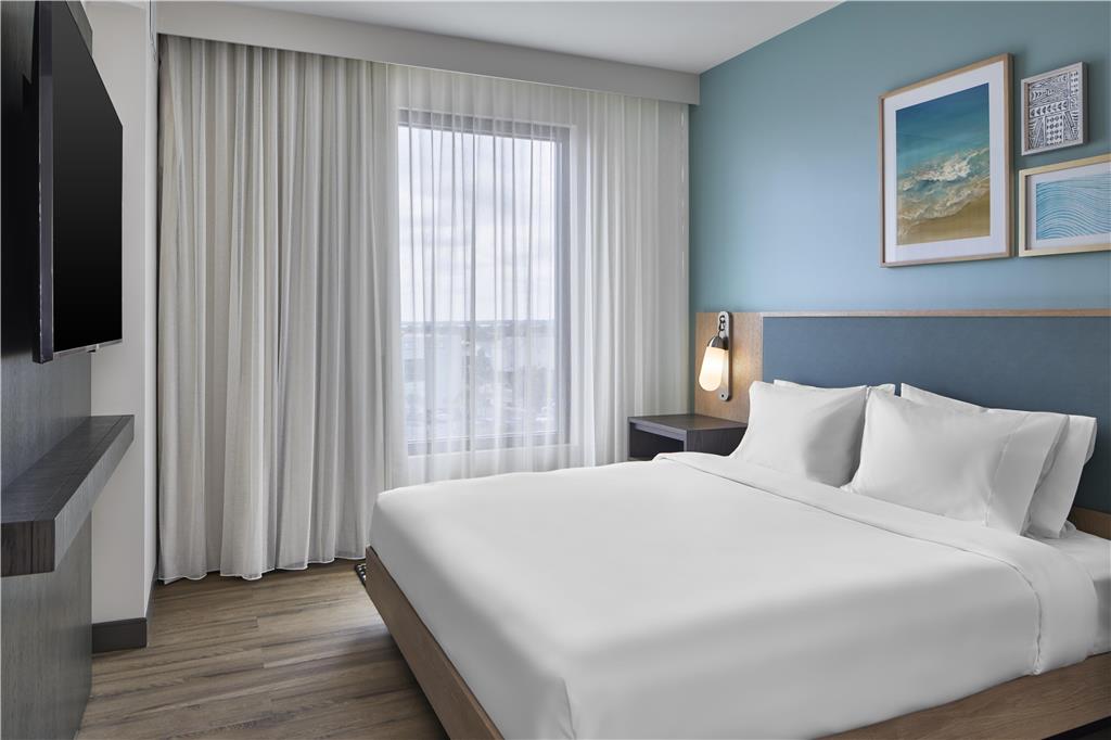 EMBASSY SUITES BY HILTON RESORT-guestroom-Guest Room,On-Site.jpg