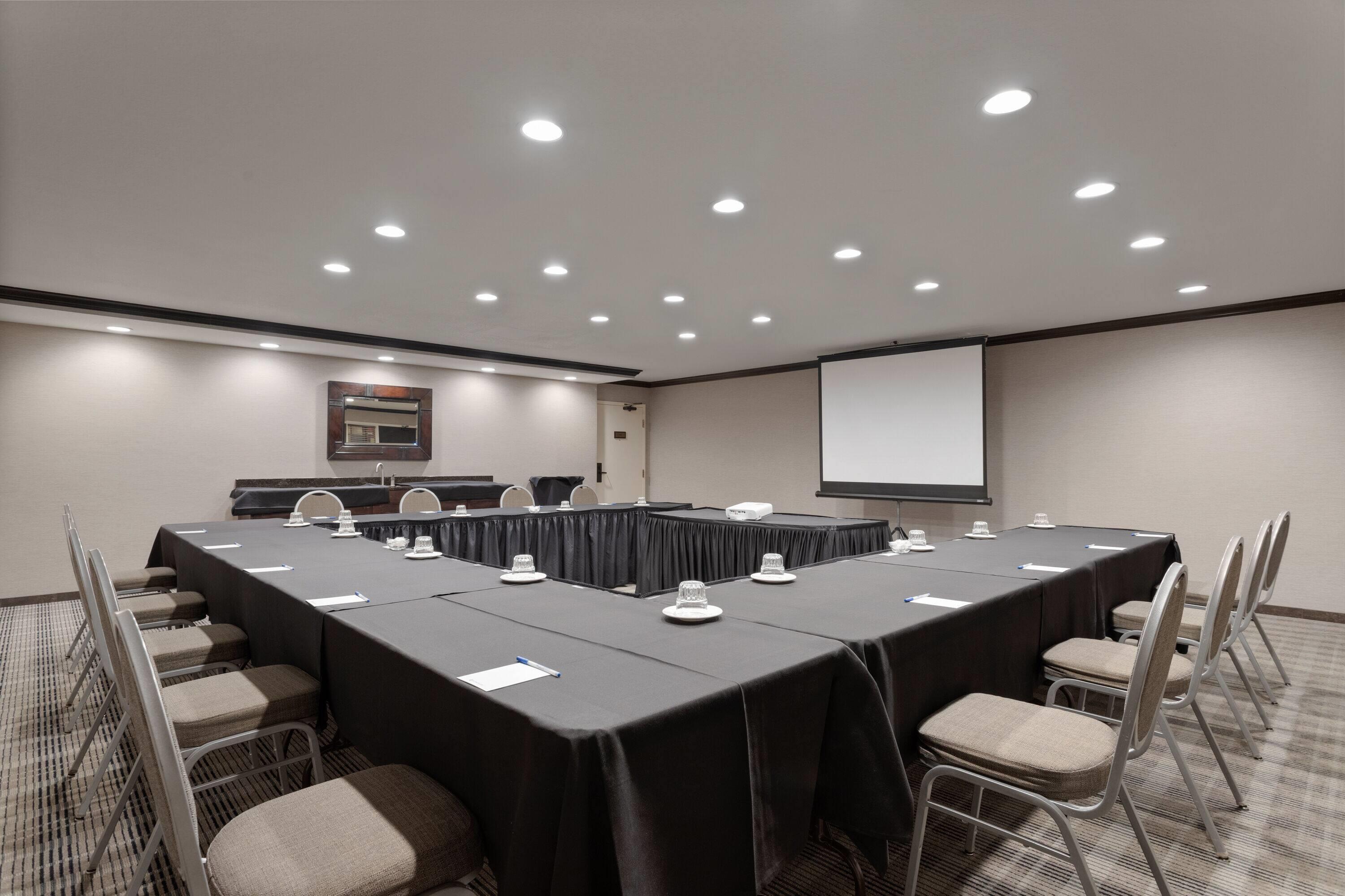 Meeting Room | Wyndham Minneapolis South/Burnsville