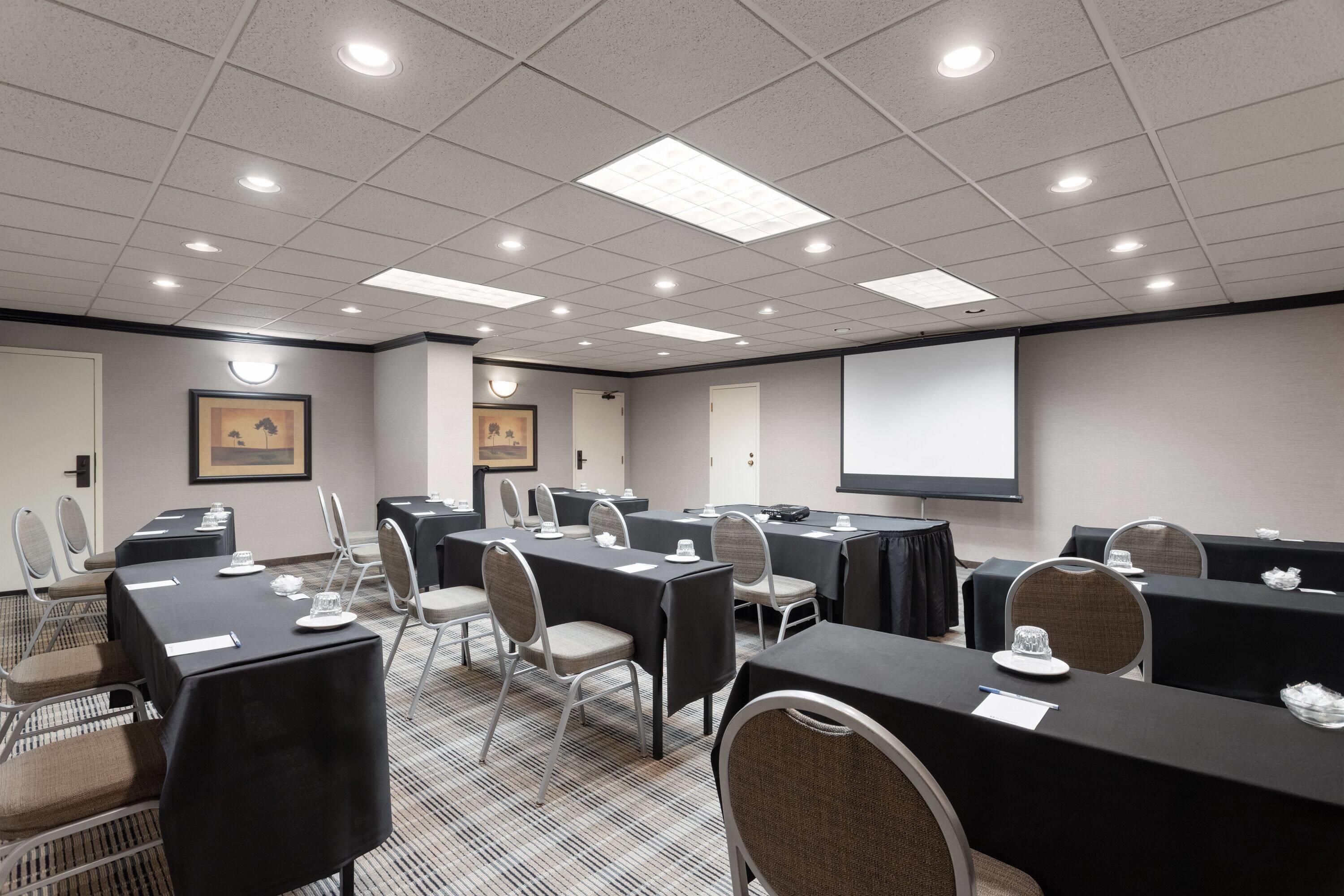 Meeting Room | Wyndham Minneapolis South/Burnsville