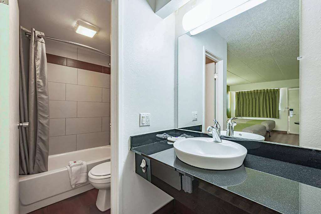 DAYS INN BY WYNDHAM CINCINNATI I-71, photo 5