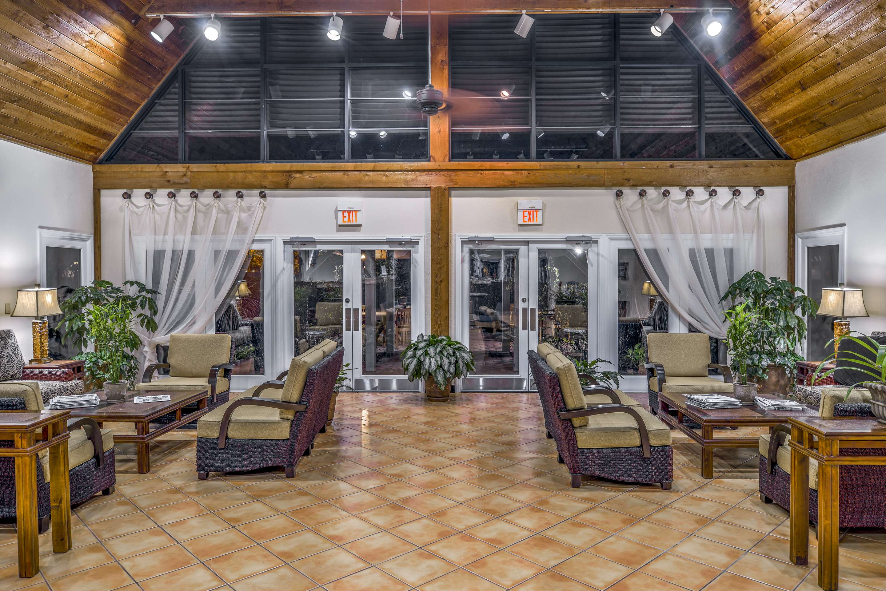 Lobby | Hilton Vacation Club Polynesian Isles Kissimmee
