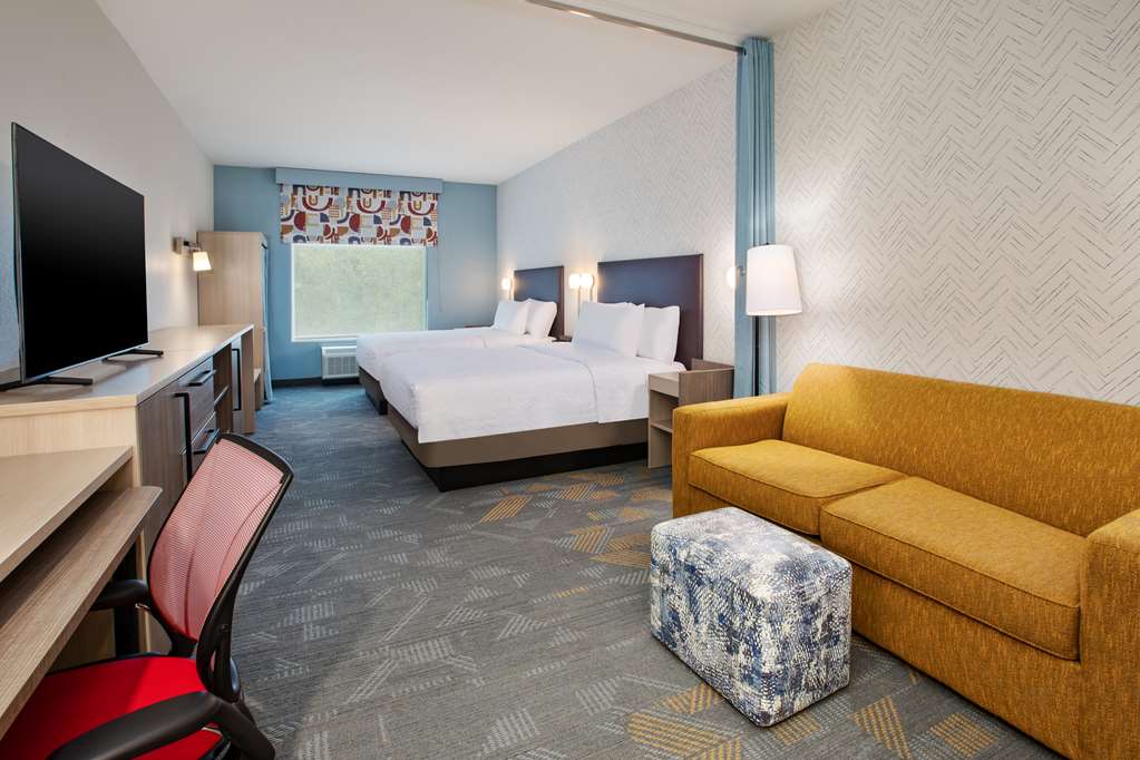 HOME2 SUITES BY HILTON NORTHEAST-guestroom-Guest Room,On-Site.jpg