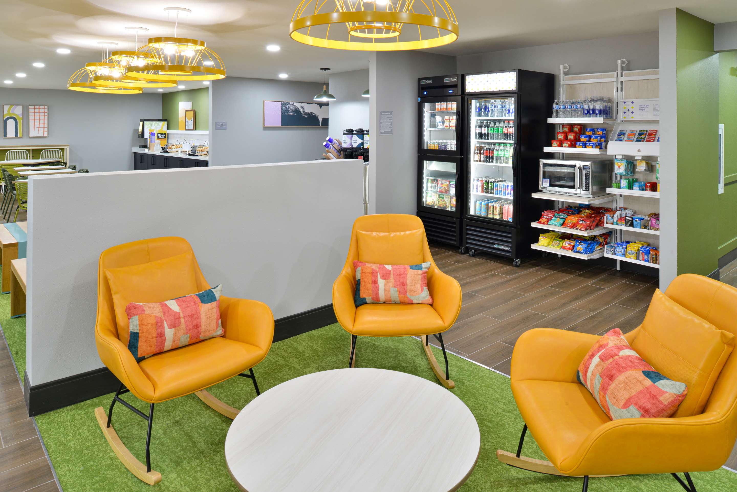 Lobby | Spark by Hilton Dallas Market Center