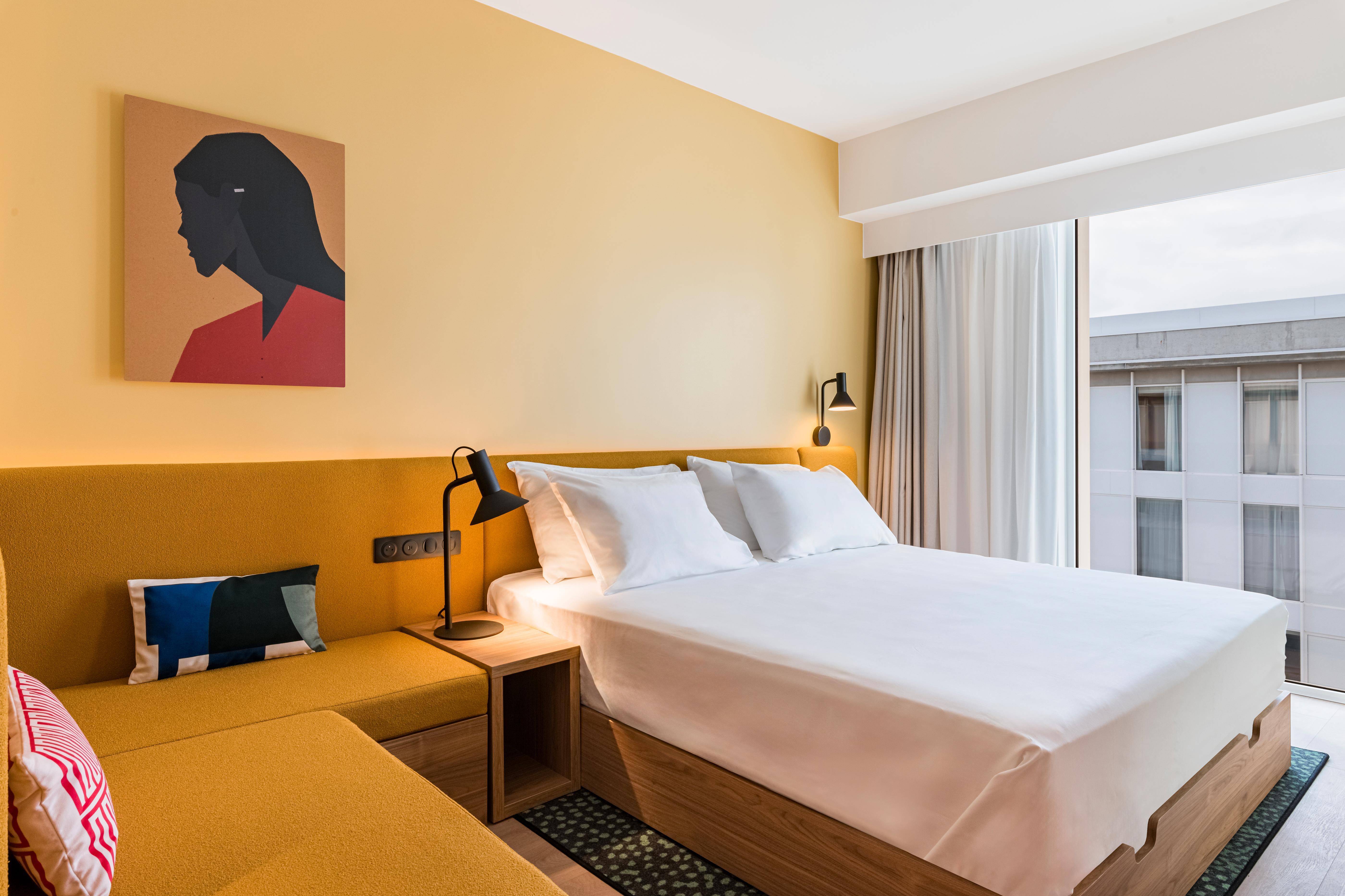 Hampton by Hilton Bordeaux Merignac Airport Room Type - KING FAMILY CONNECTING RM