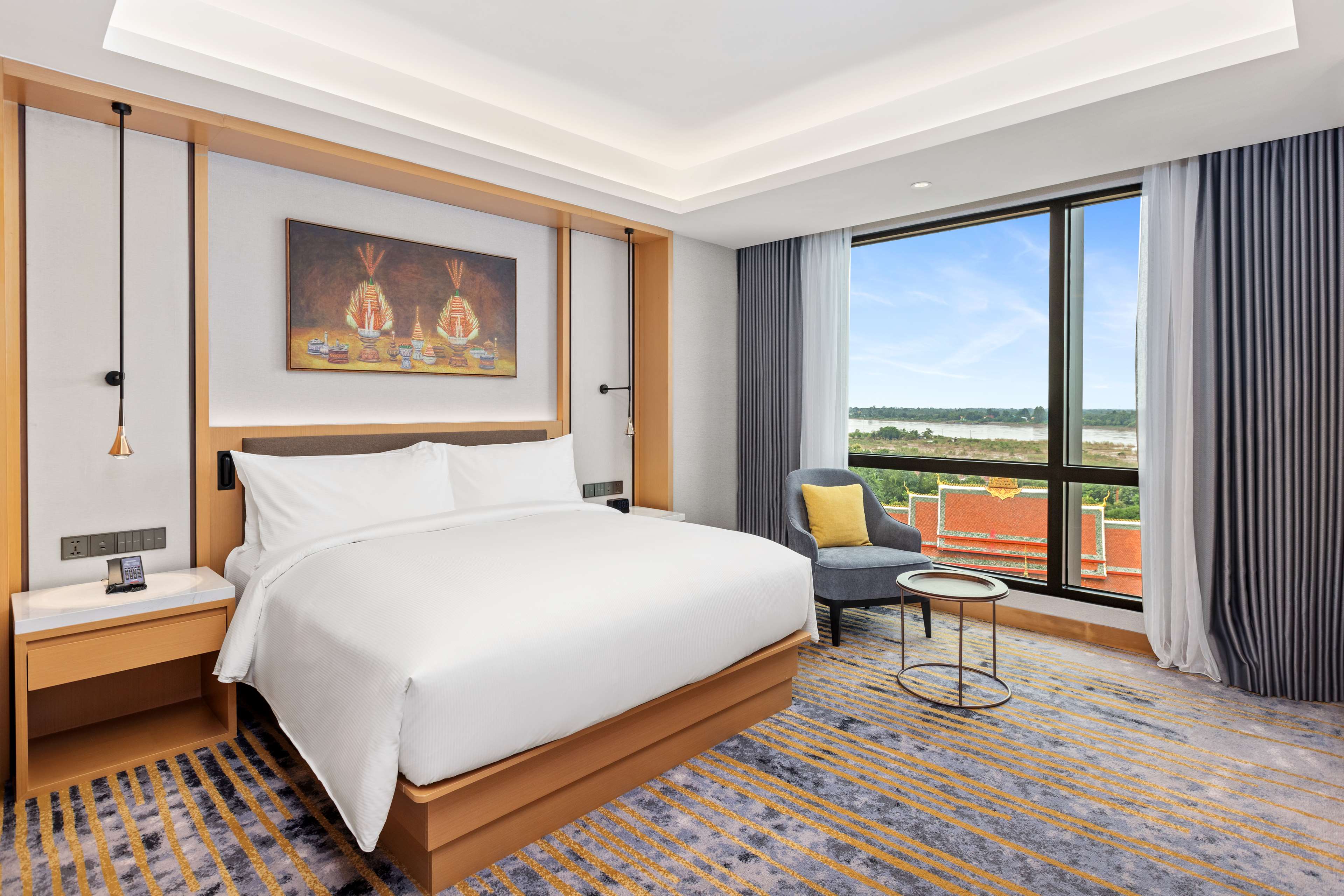 DoubleTree by Hilton Vientiane Room Type - KING DELUXE SUITE