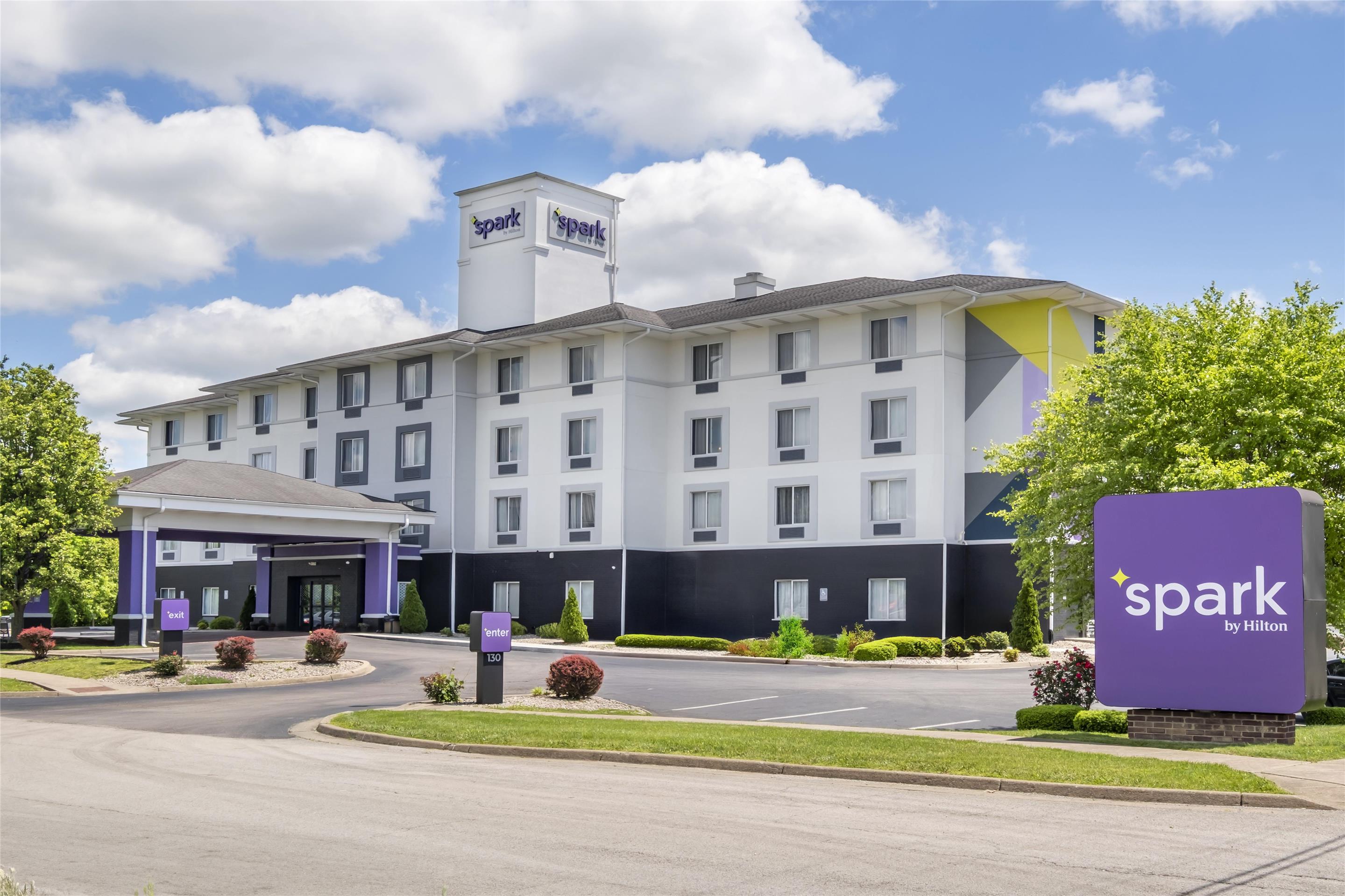 Exterior | Spark by Hilton Shepherdsville Louisville South