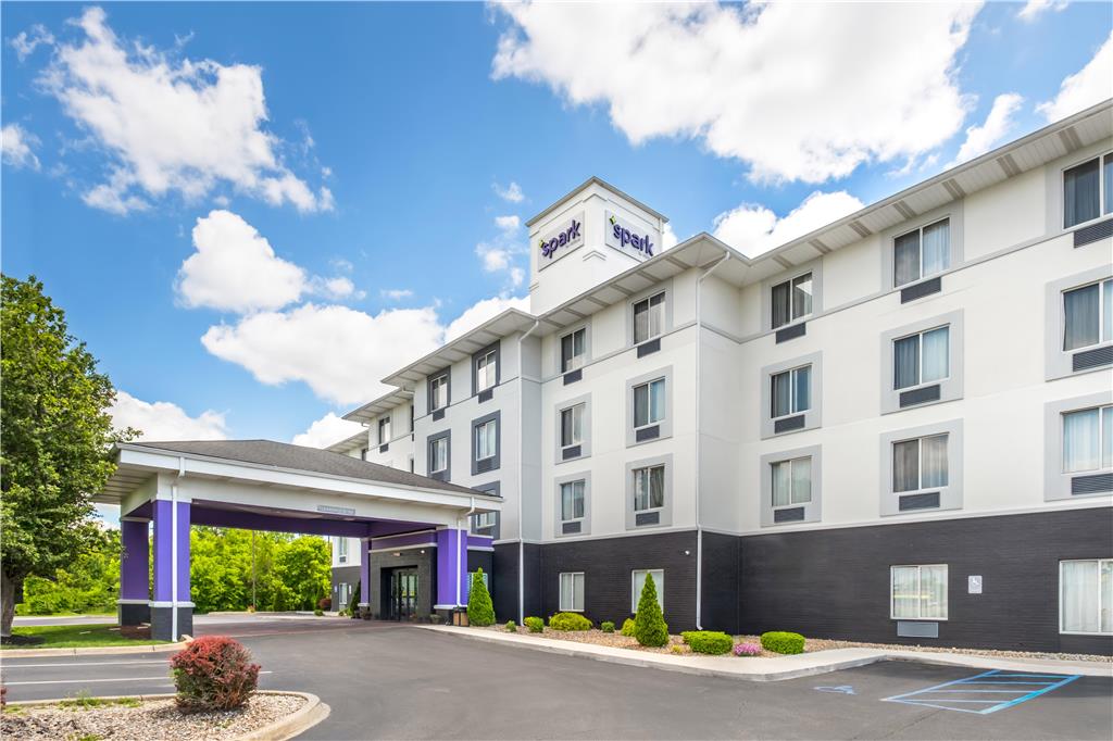 Spark by Hilton Louisville South