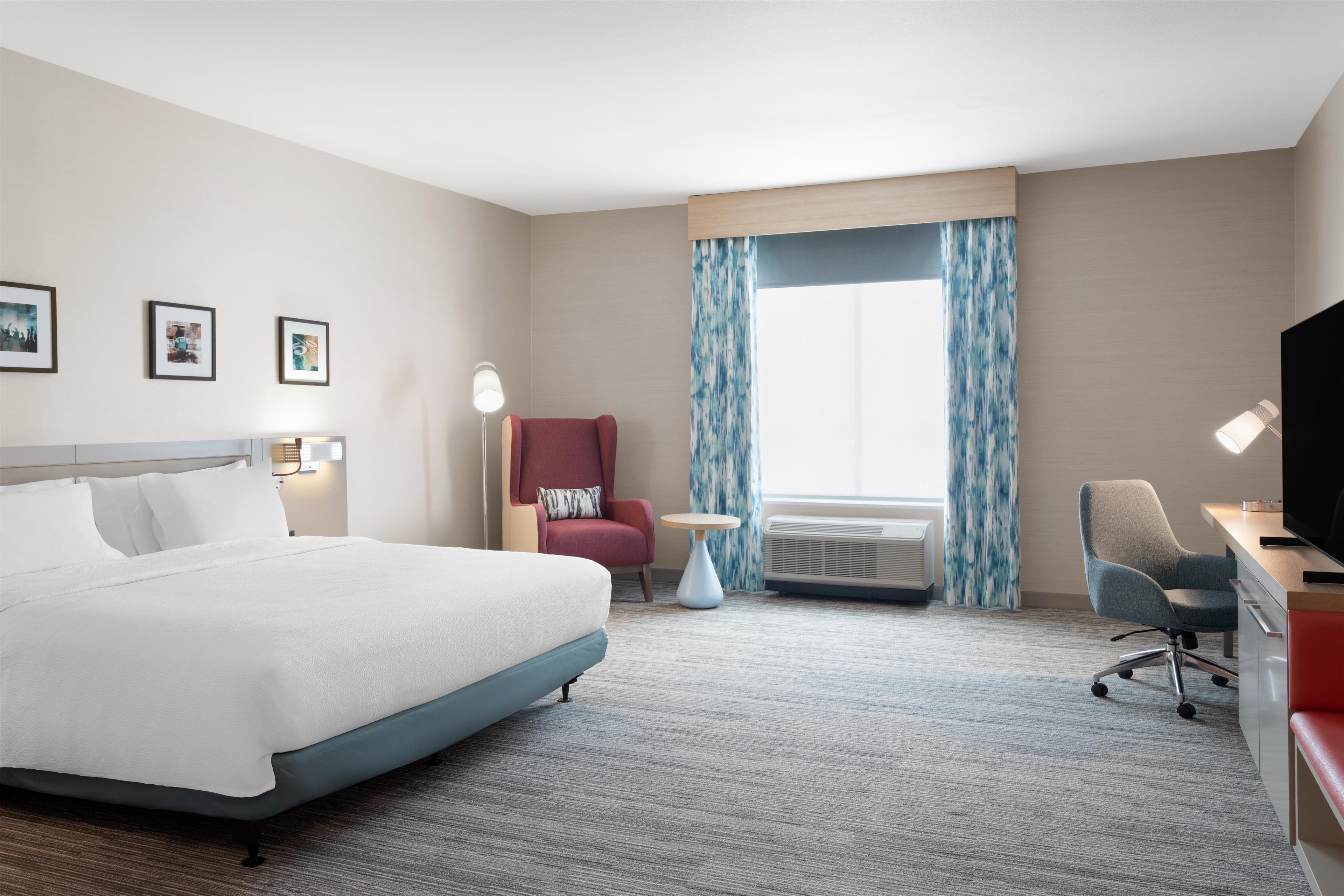Hilton Garden Inn Austin Central Room Type - 1KNG MOB/HEARING ACC W/TUB