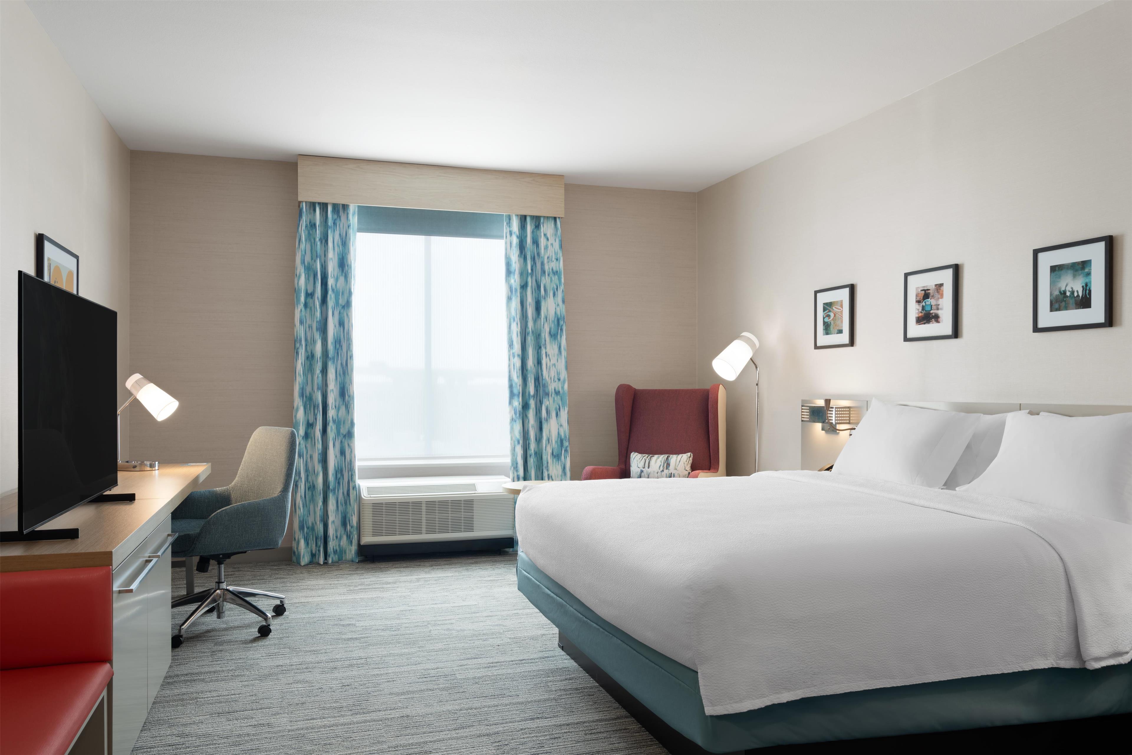 Hilton Garden Inn Austin Central Room Type - 1 KING HEARING ACCESSIBLE