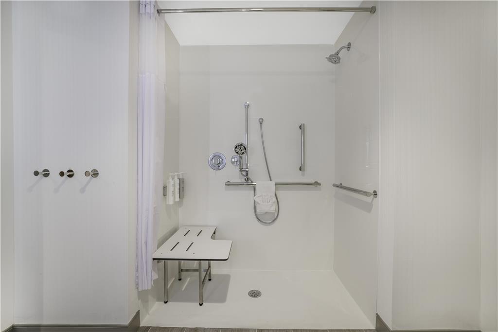 HAMPTON INN AURORA MEDICAL CENTER-guestroom-Guest Room,Bathroom,On-Site.jpg