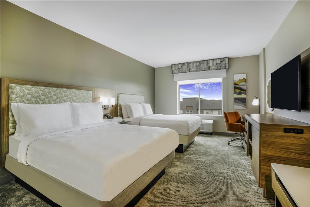 HAMPTON INN AURORA MEDICAL CENTER-guestroom-Guest Room,On-Site.jpg