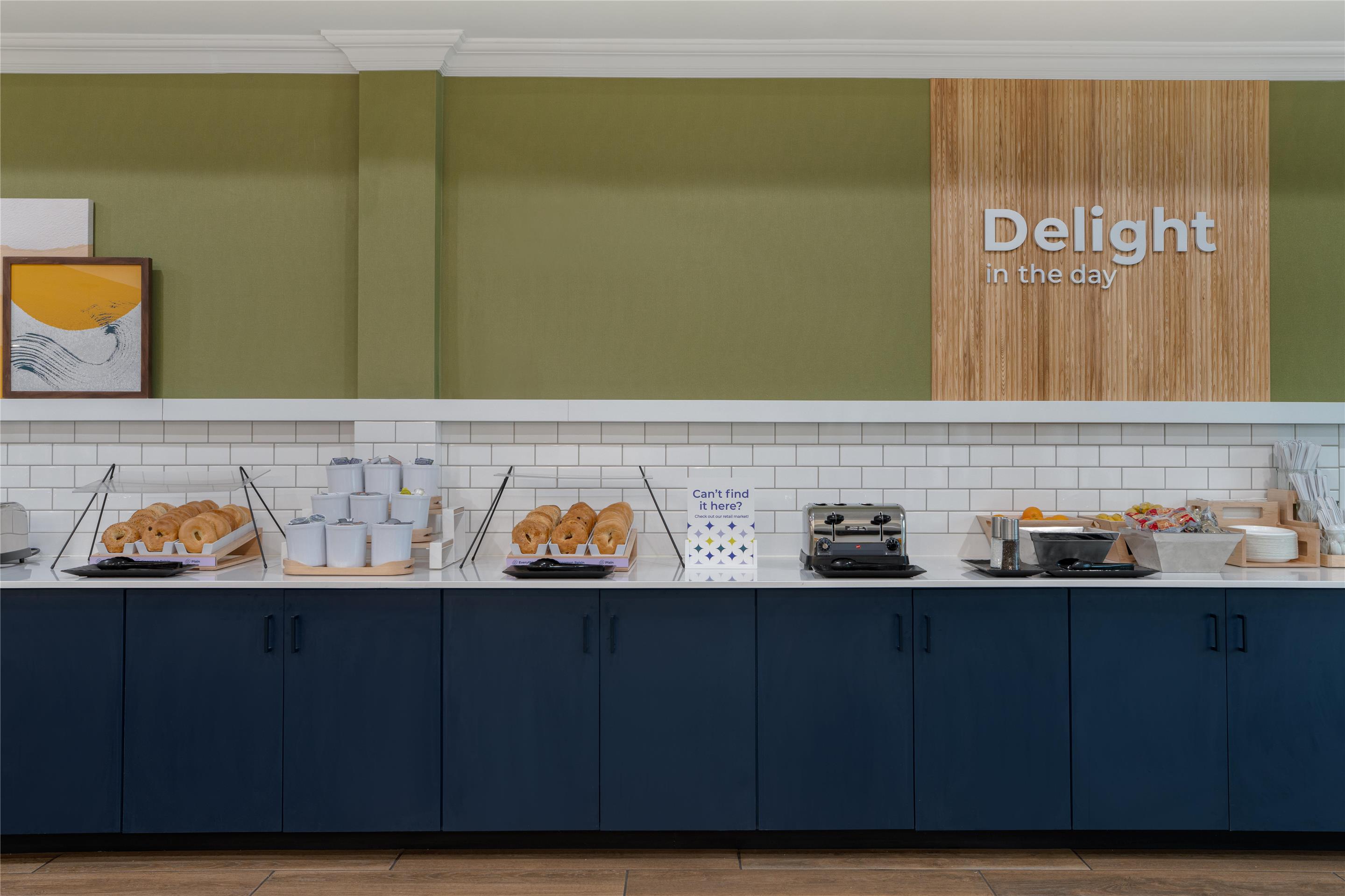 Breakfast Area | Spark by Hilton Rahway
