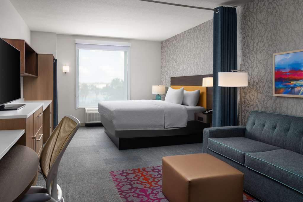 HOME2 SUITES WINTER HAVEN-guestroom-Guest Room,On-Site.jpg