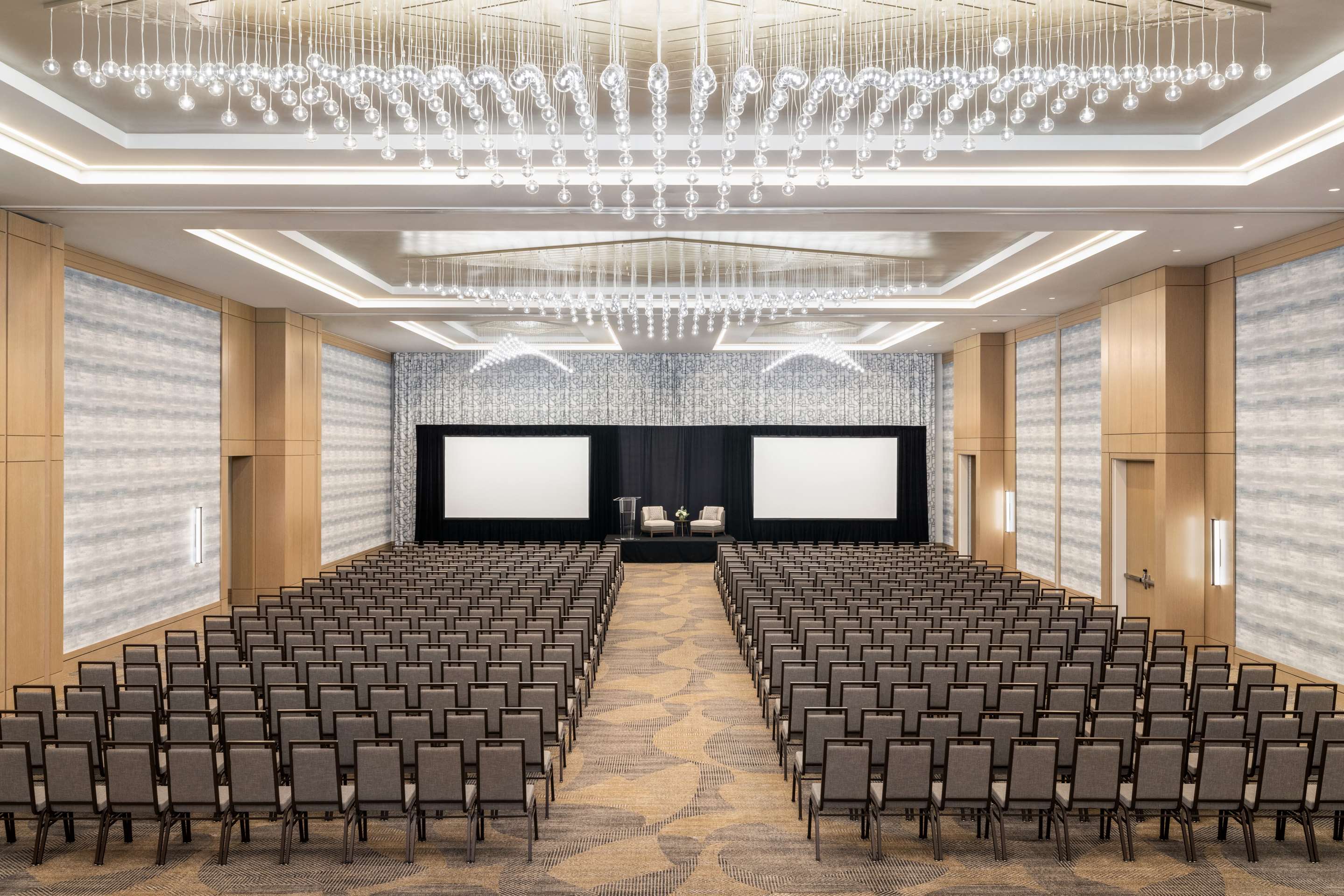Meeting Room | Hilton BNA Nashville Airport Terminal