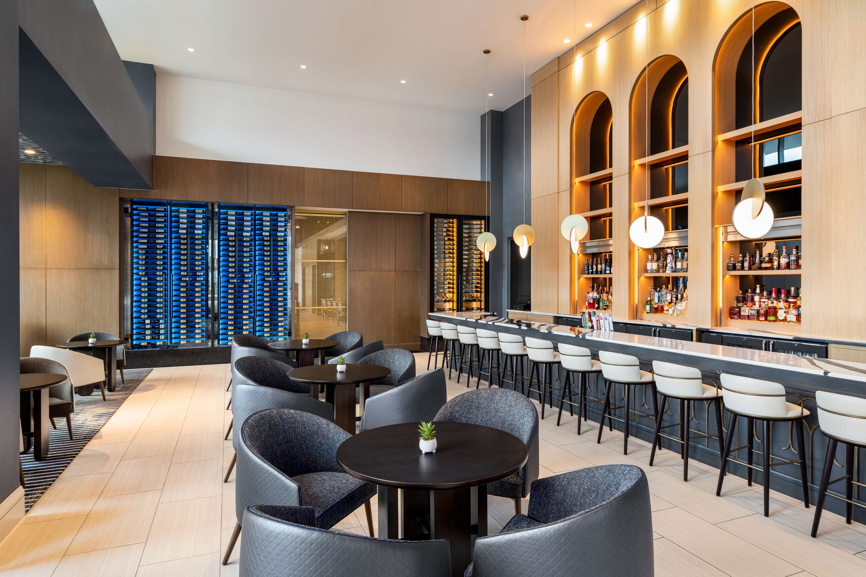 BarLounge | Hilton BNA Nashville Airport Terminal