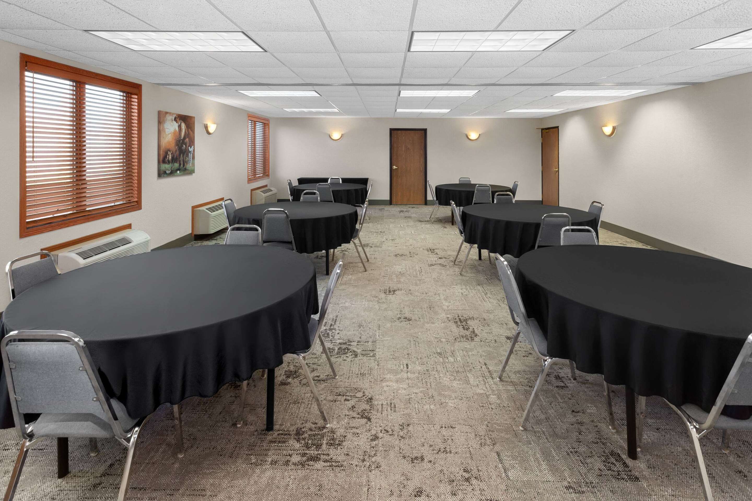 Meeting Room | Links Bos Landen Hotel & Spa of Pella, Trademark by Wyndham