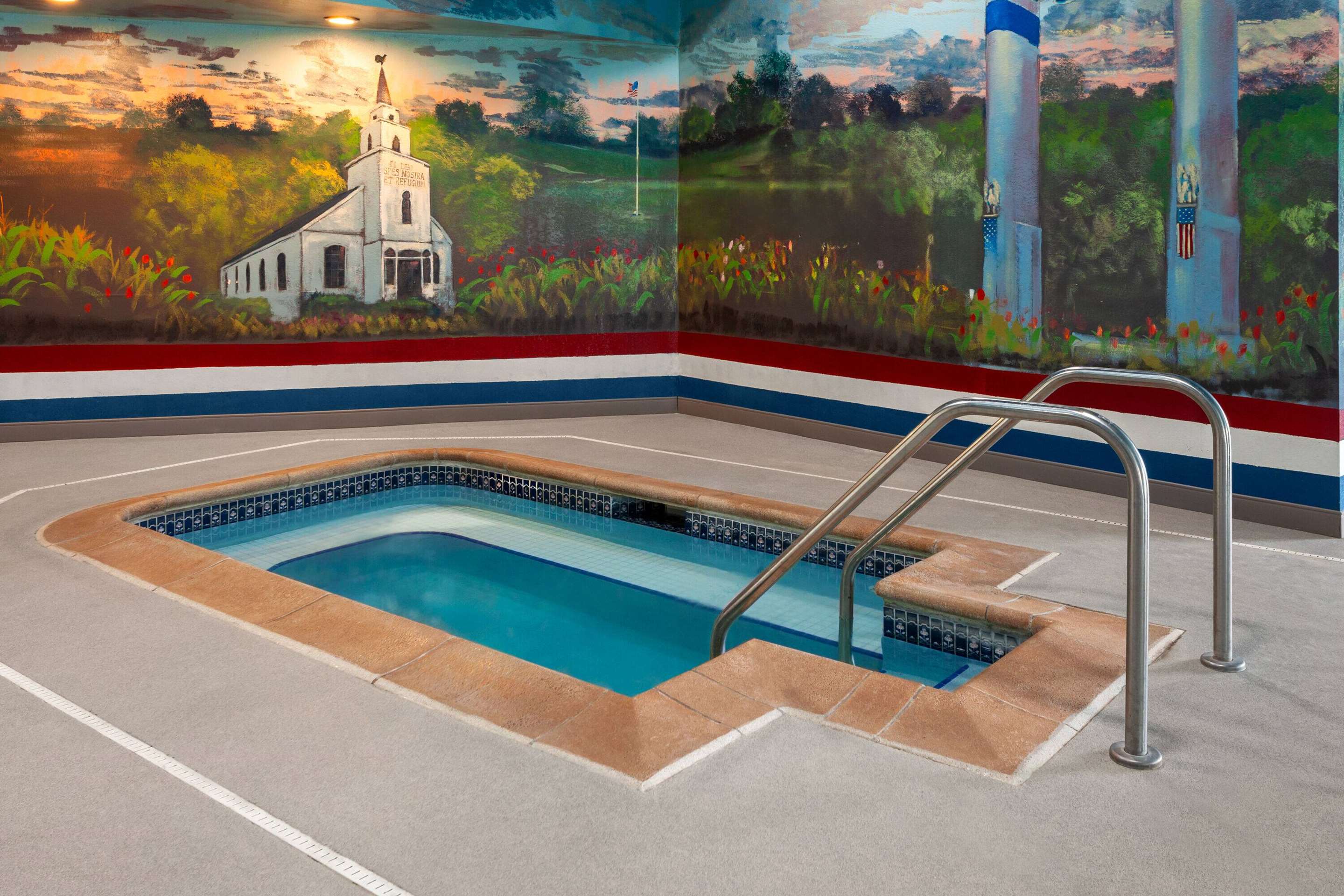 Pool | Links Bos Landen Hotel & Spa of Pella, Trademark by Wyndham