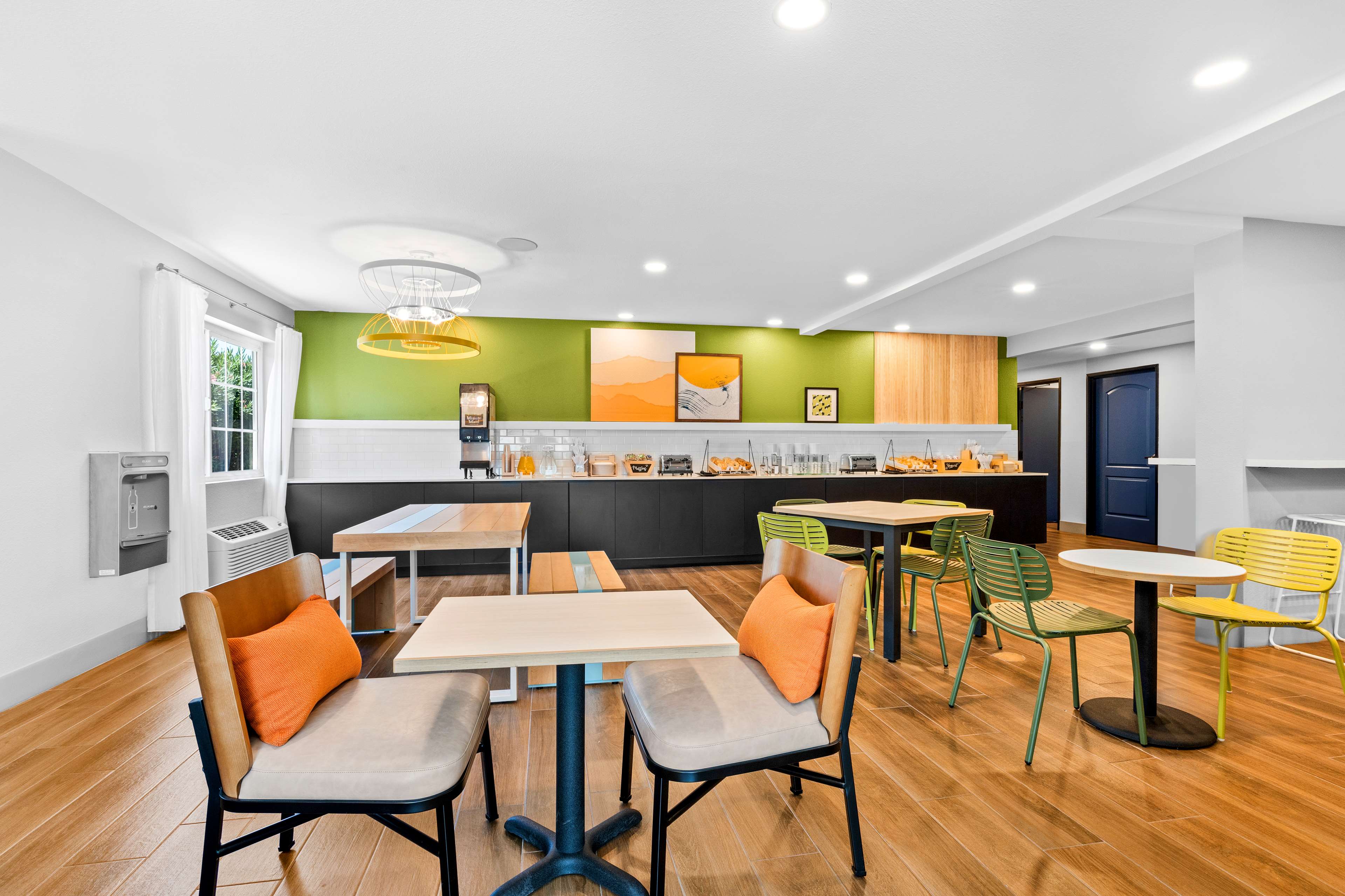 Spark by Hilton Modesto, Stanislaus