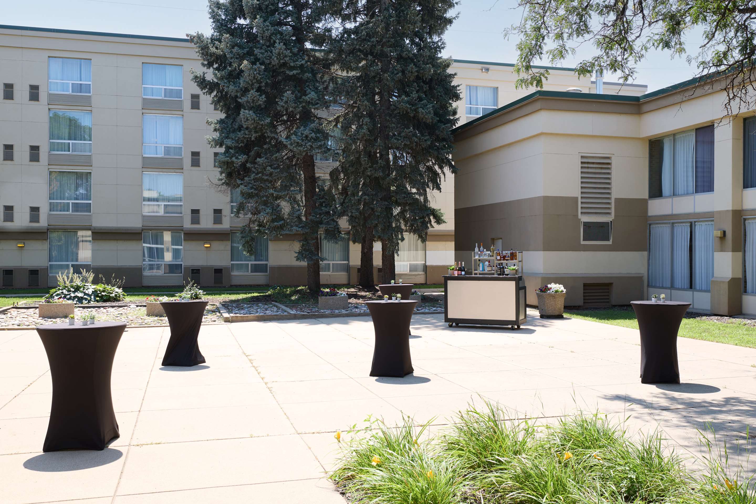 Exterior | DoubleTree by Hilton Minneapolis Airport, MN