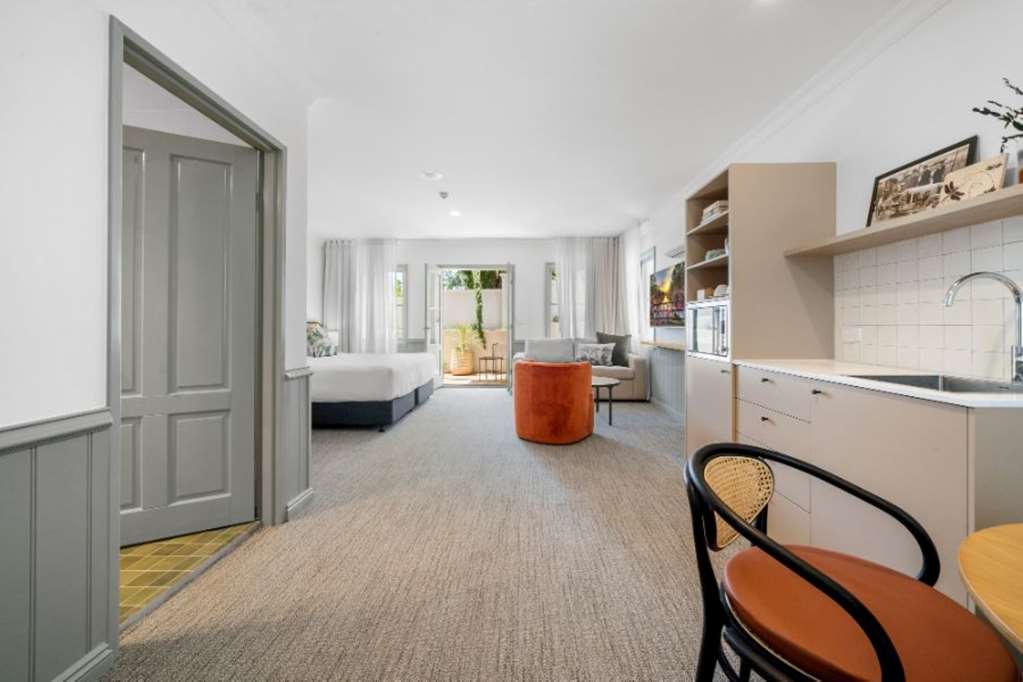 WILDES BOUTIQUE HOTEL-guestroom-Guest Room,Suite,On-Site.jpg