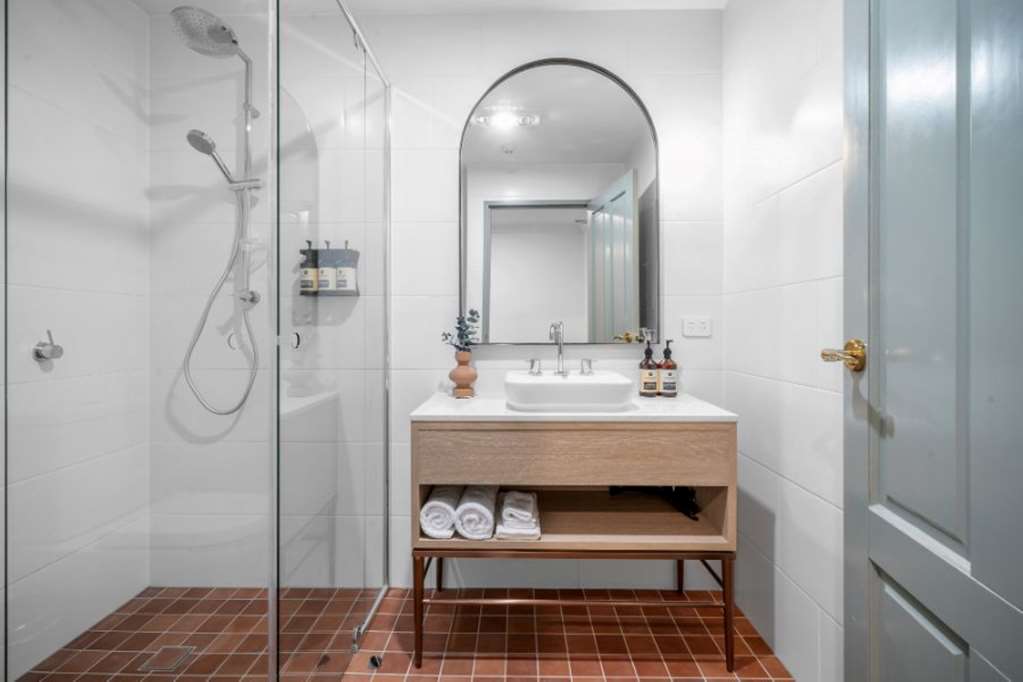 WILDES BOUTIQUE HOTEL-guestroom-Guest Room,Bathroom,Suite,On-Site.jpg