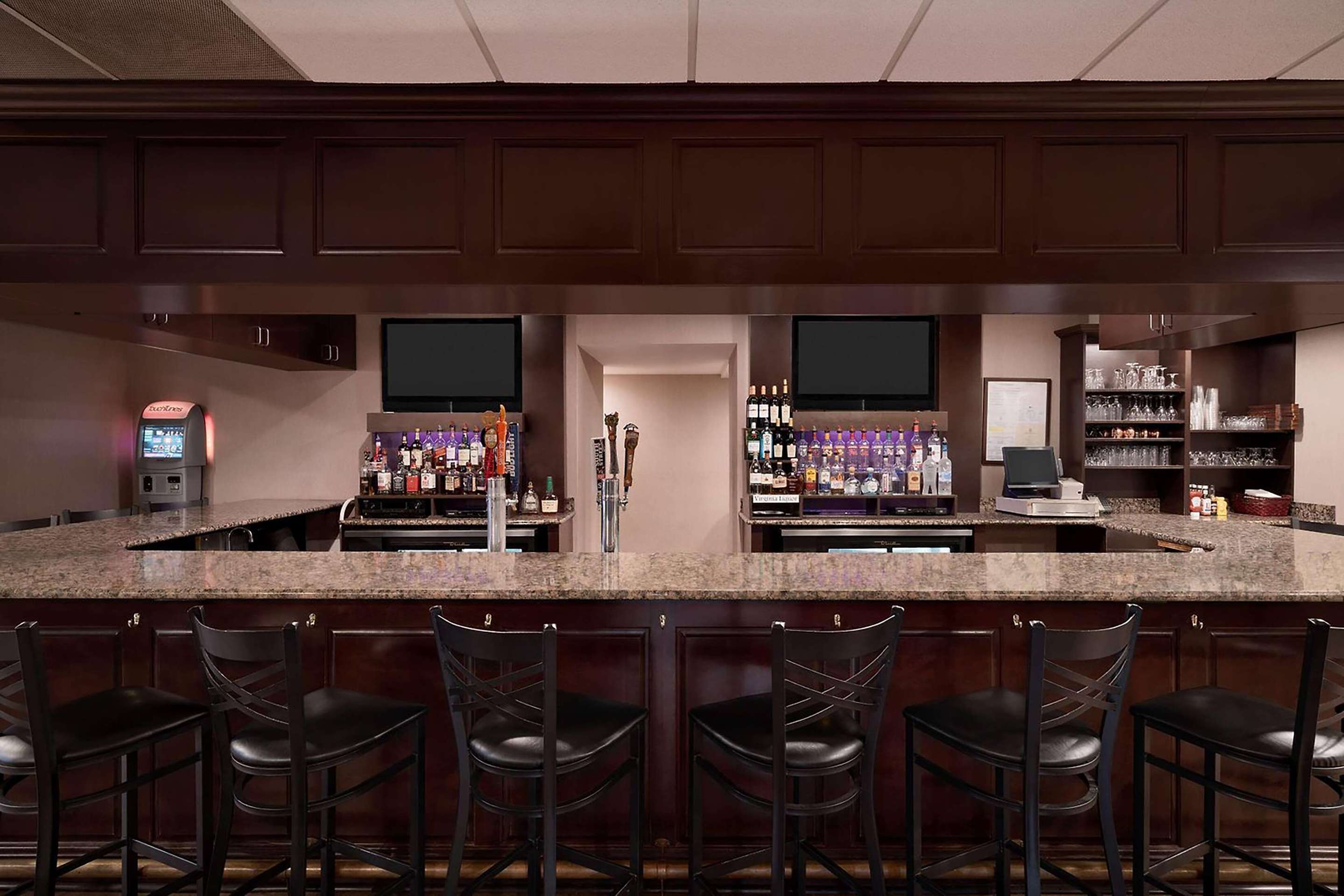BarLounge | Baymont by Wyndham Culpeper