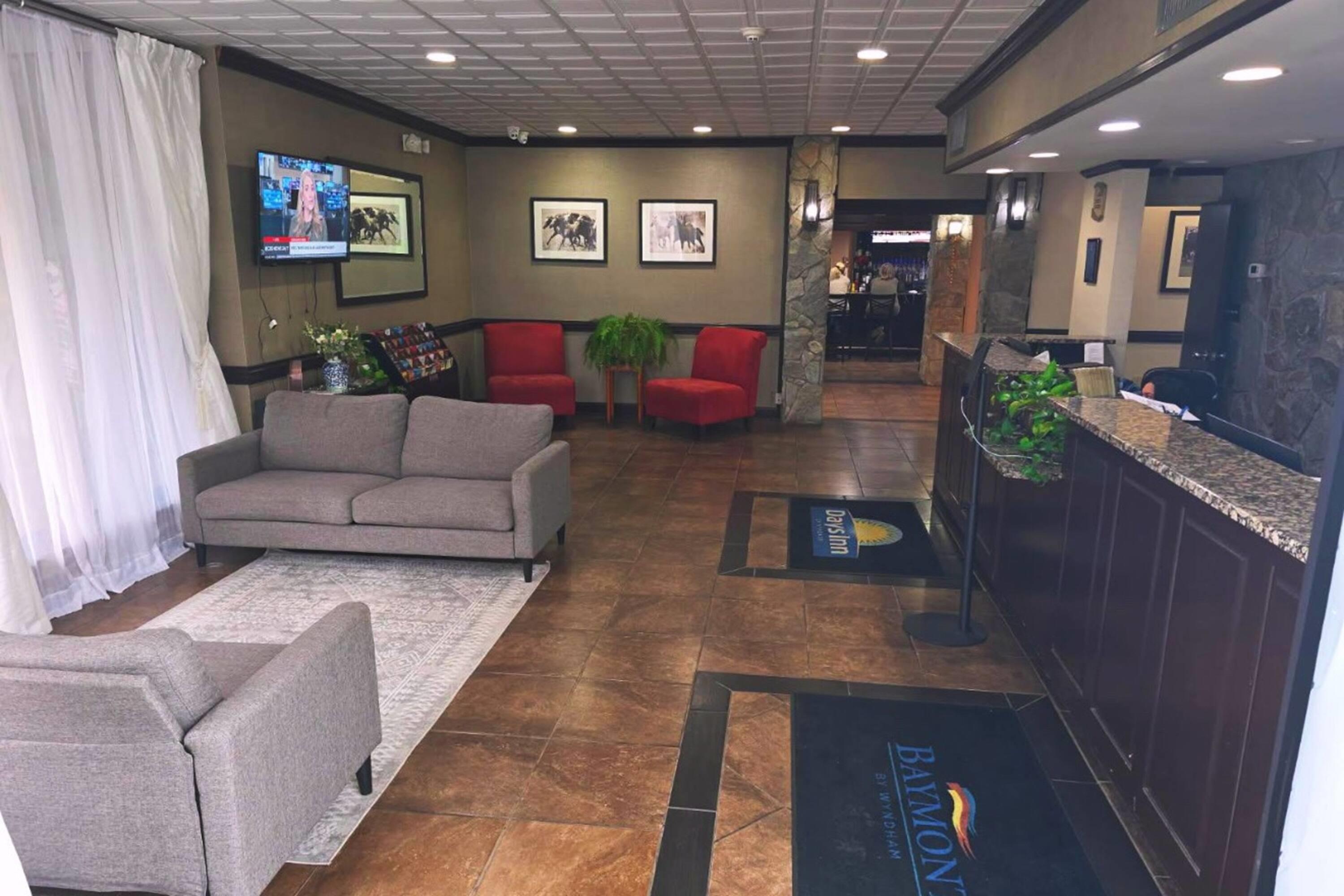 Lobby | Baymont by Wyndham Culpeper