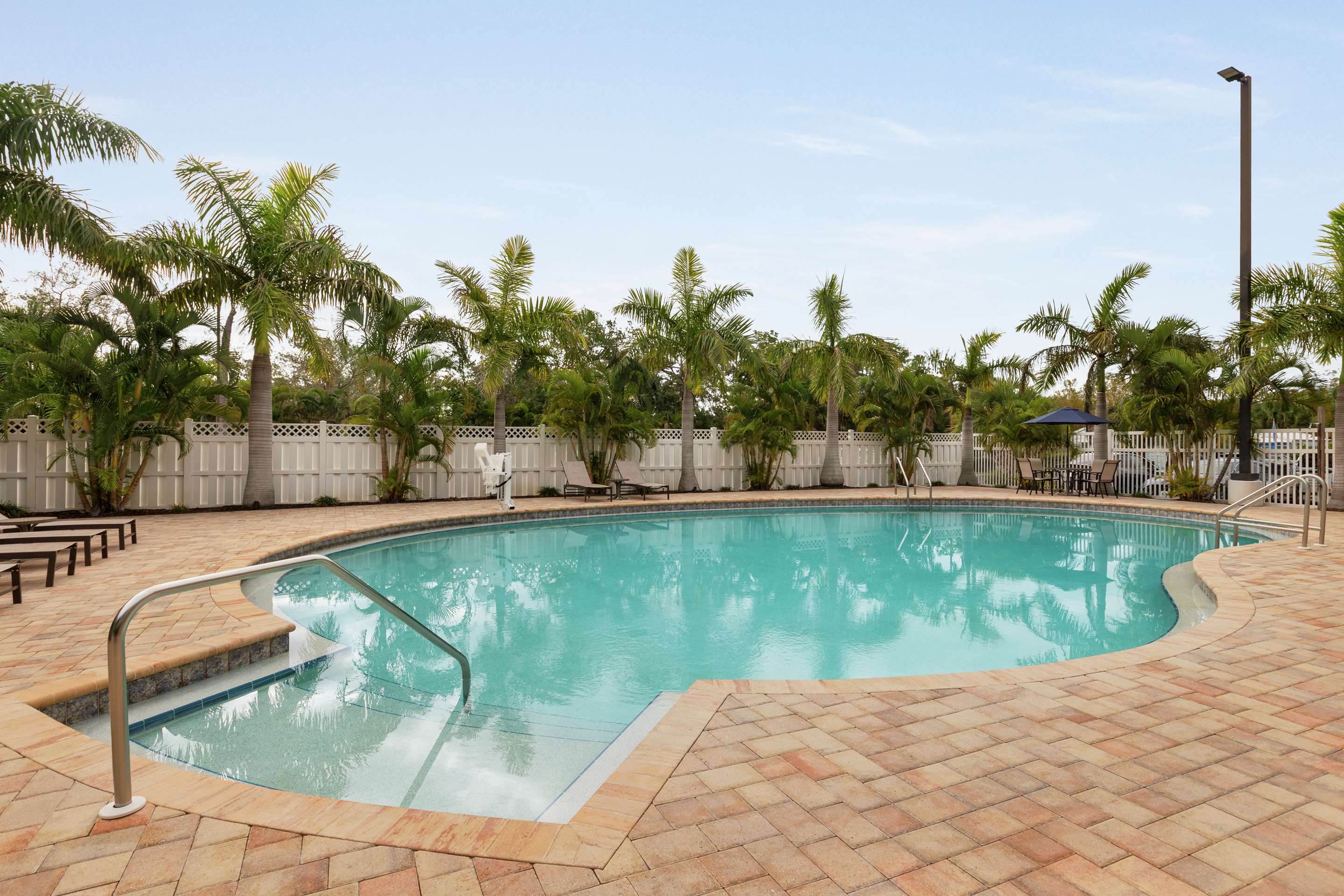 Pool | Spark by Hilton Sarasota Siesta Key Gateway