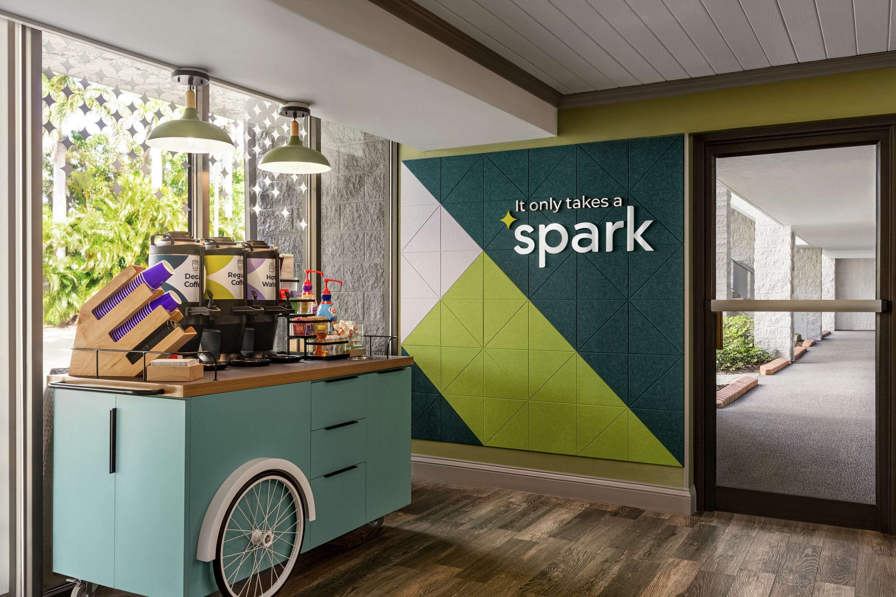Lobby | Spark by Hilton Sarasota Siesta Key Gateway