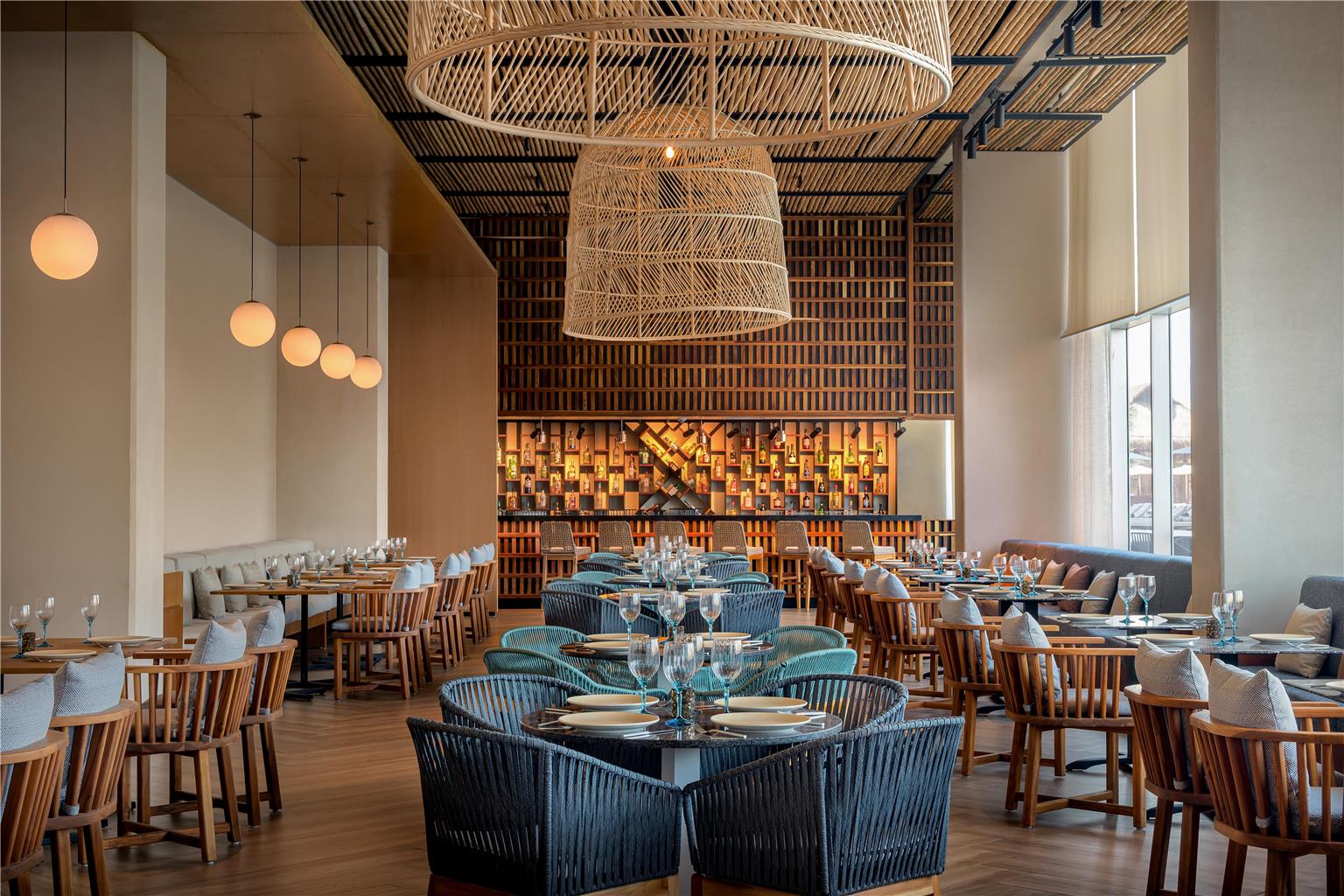 Hyatt Vivid Grand Island