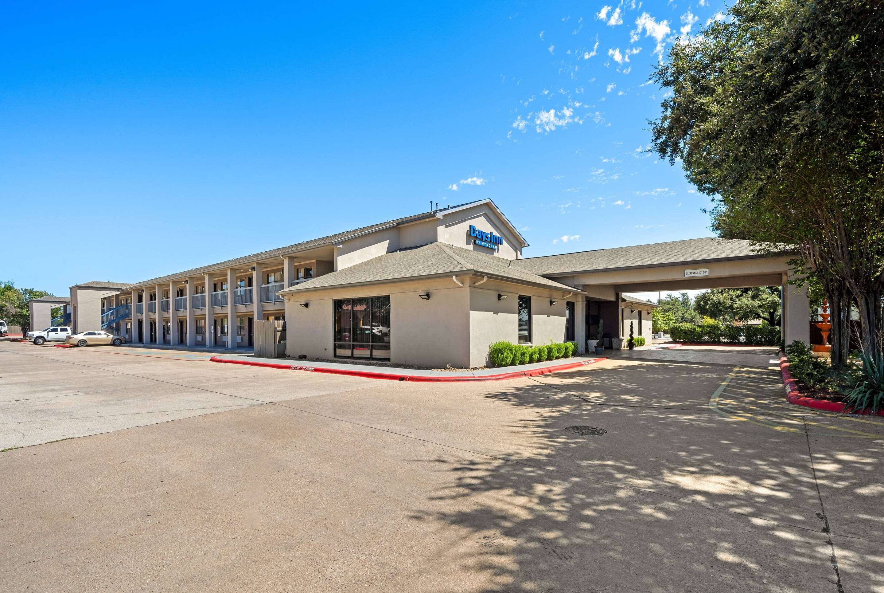 Exterior | Days Inn by Wyndham Round Rock