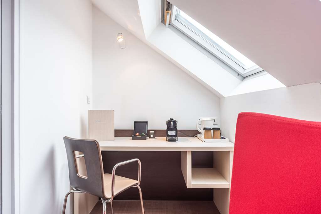 BRIT HOTEL ROUEN MONT ST-AIGNAN-guestroom-Guest Room,Guest Room Amenity,On-Site.jpg