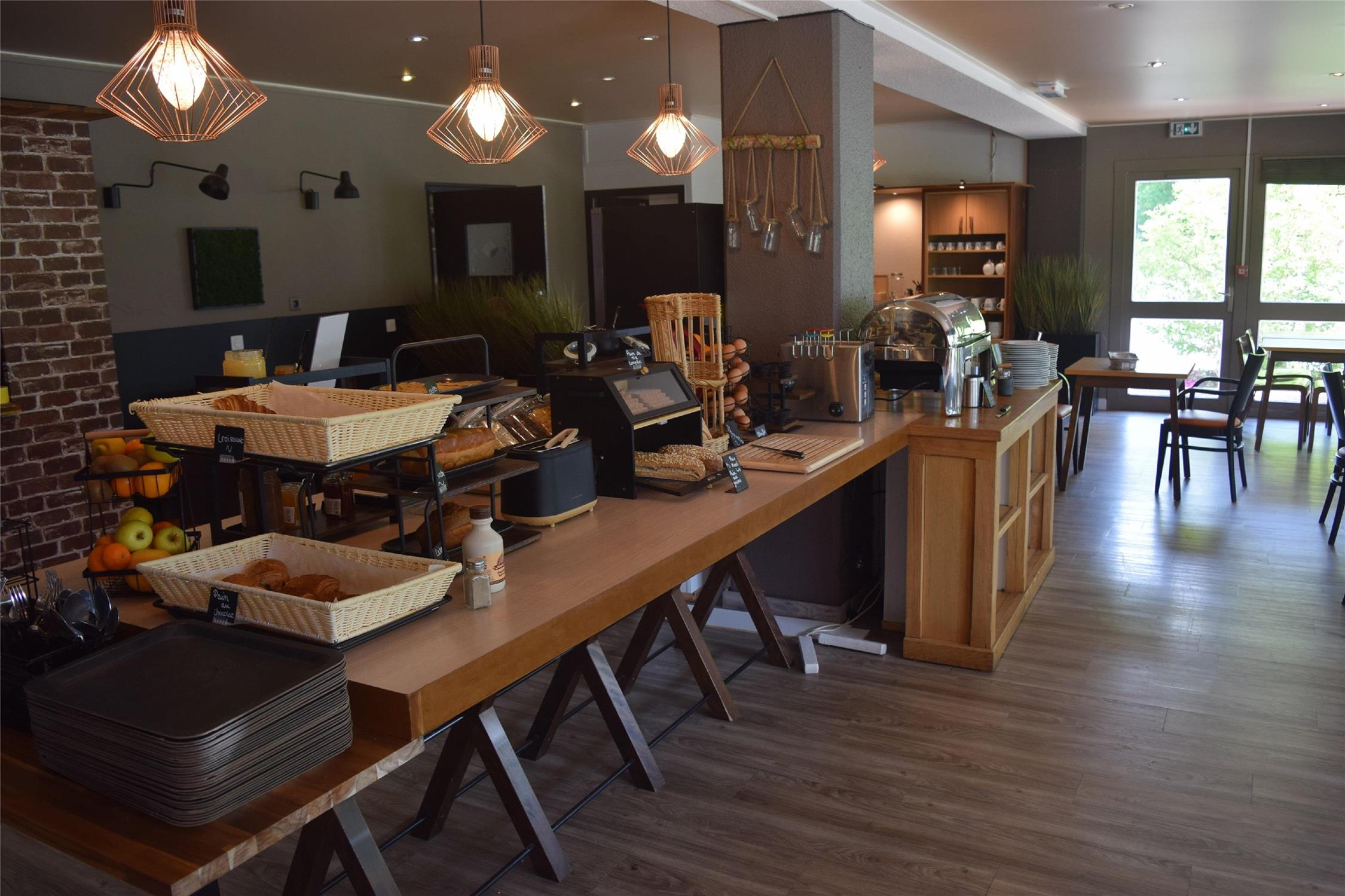 HÔTEL KYRIAD ROUEN NORD - MONT SAINT AIGNAN - DSC