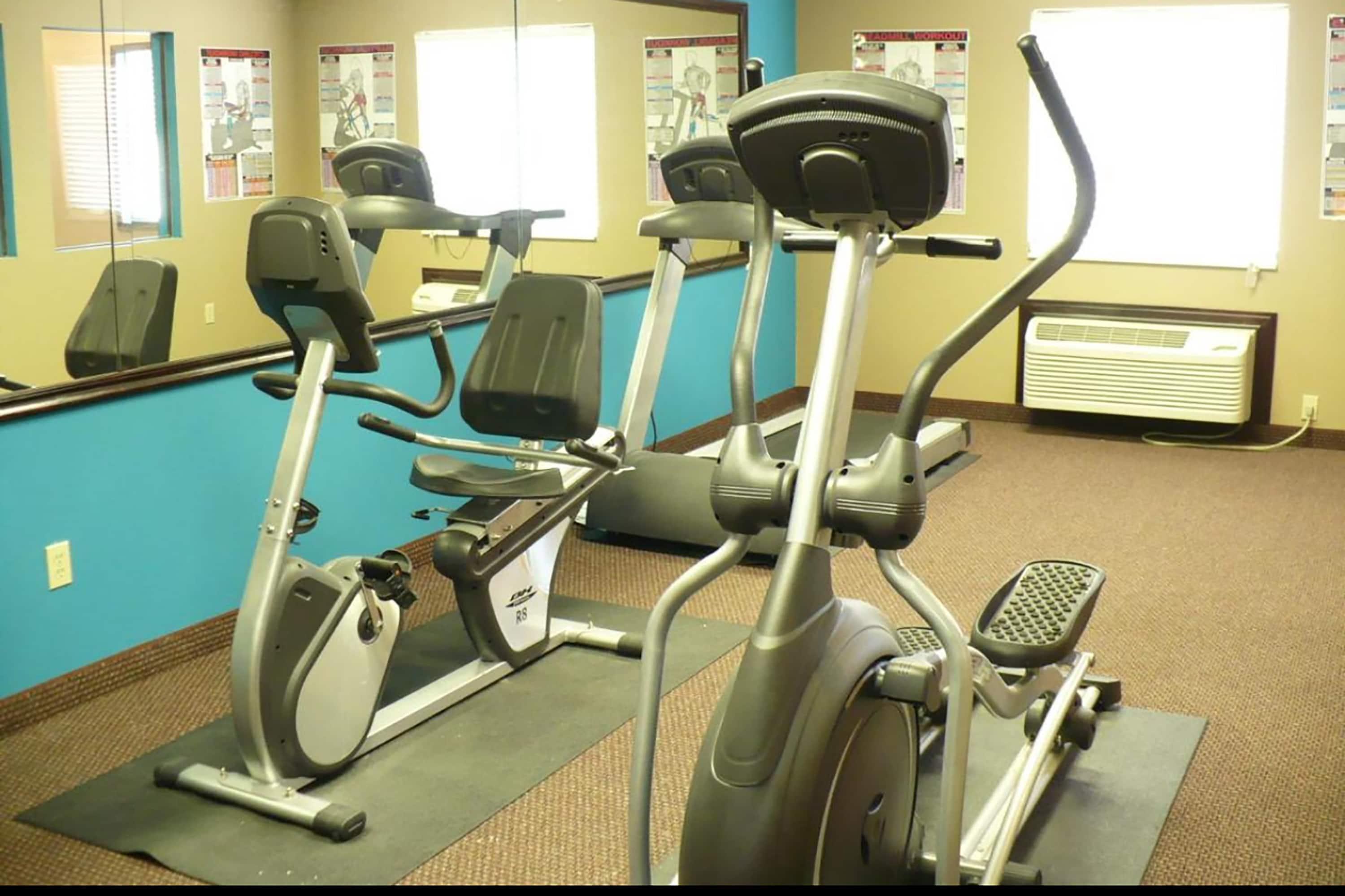 Health club fitness center gym | Baymont by Wyndham Ardmore I-35