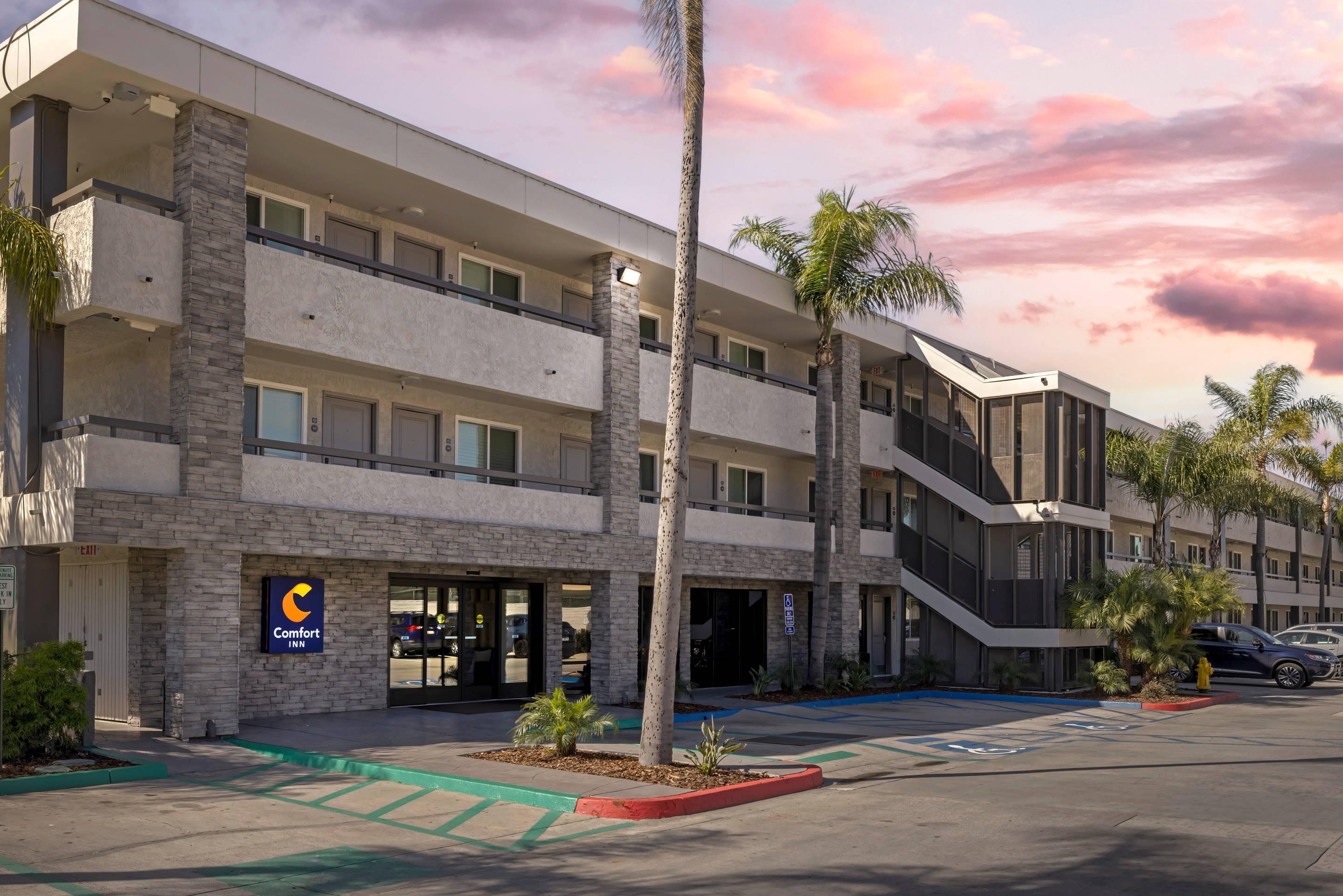 Hotel exterior | Comfort Inn Sea World Area