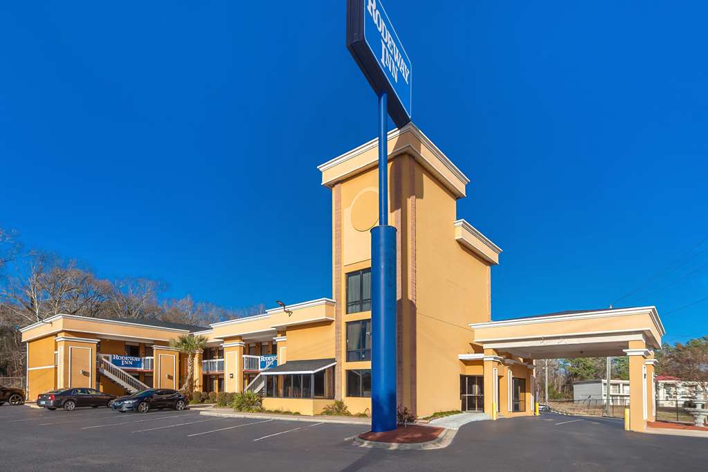 Rodeway Inn Lumberton