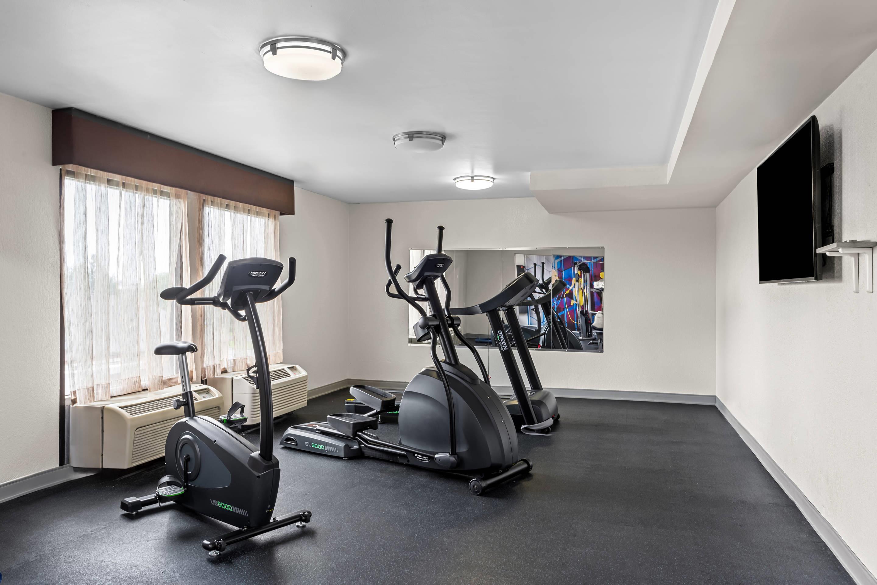 Fitness center | Hotel Concord Syracuse