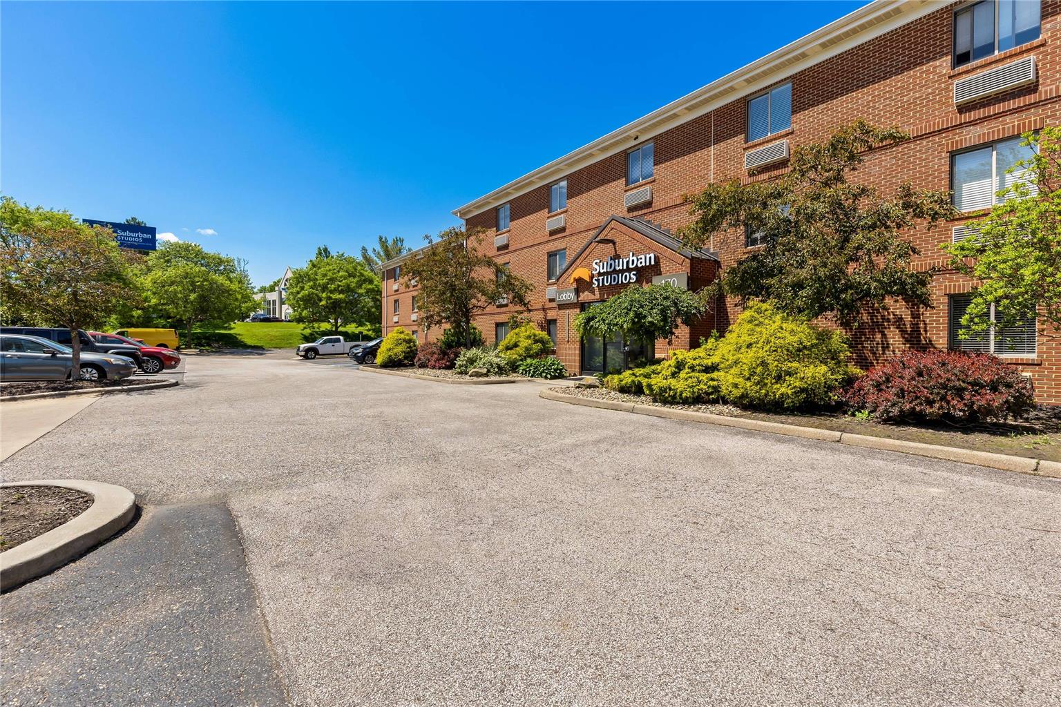 Suburban Studios Copley Akron West