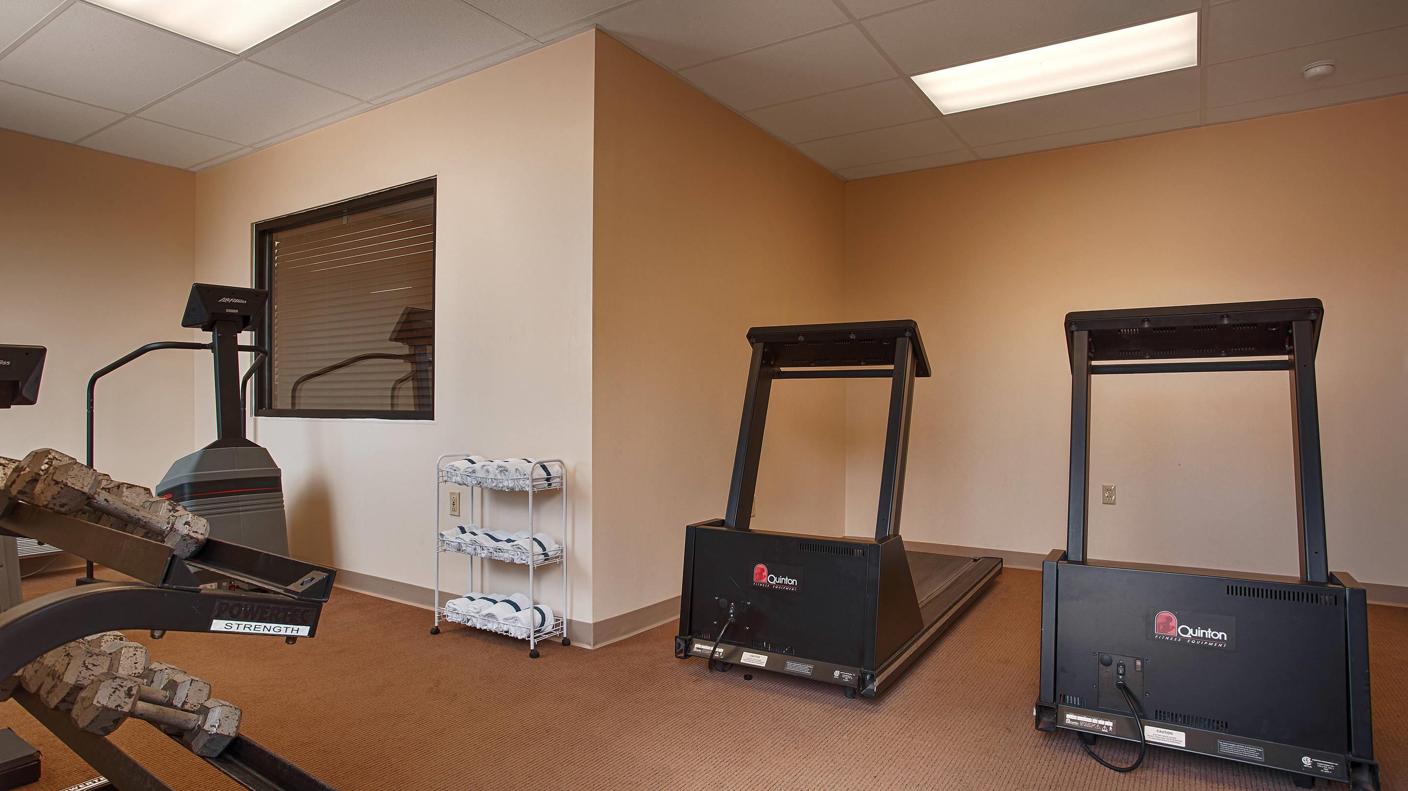 Fitness center | Quality Inn & Suites
