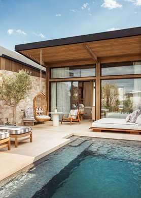 Aesthesis Bungalow - Seafront Queen with Pool