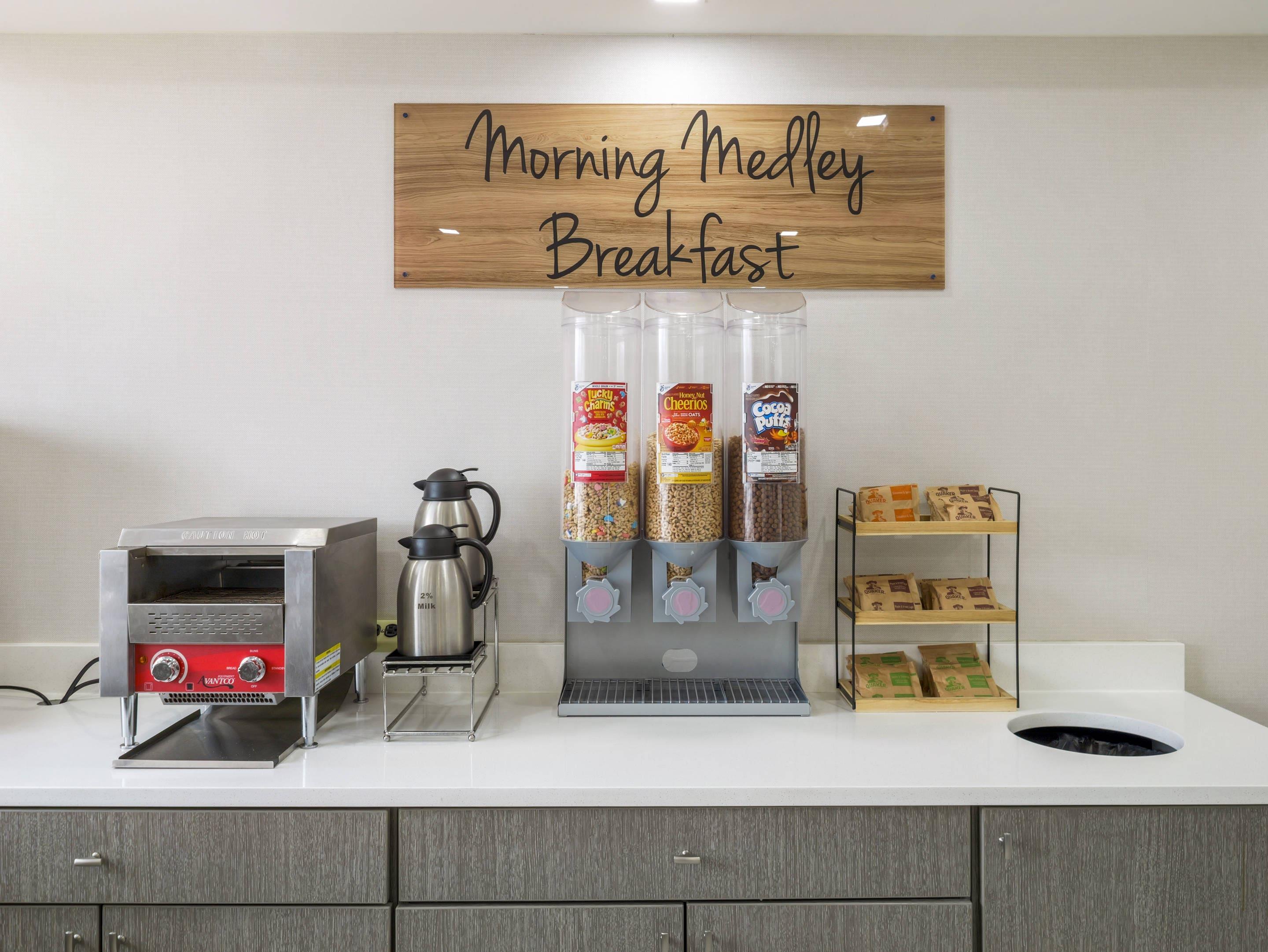 Breakfast area | Sleep Inn Chambersburg