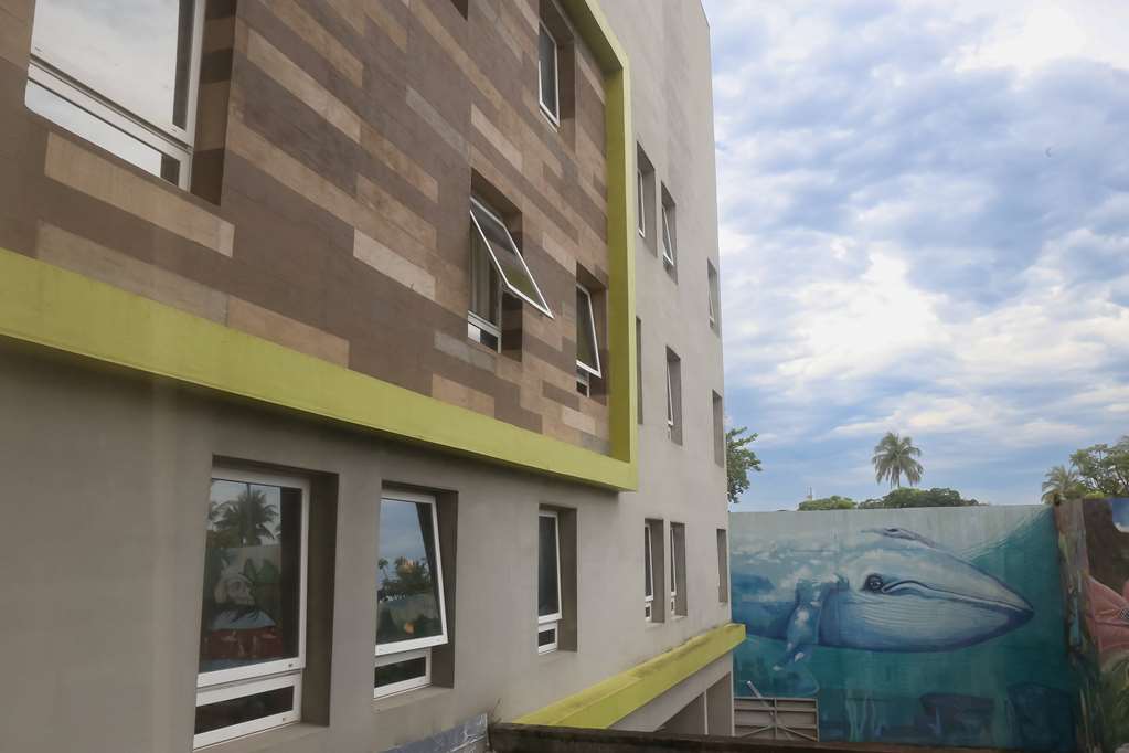 Ramada Encore by Wyndham Guaruja
