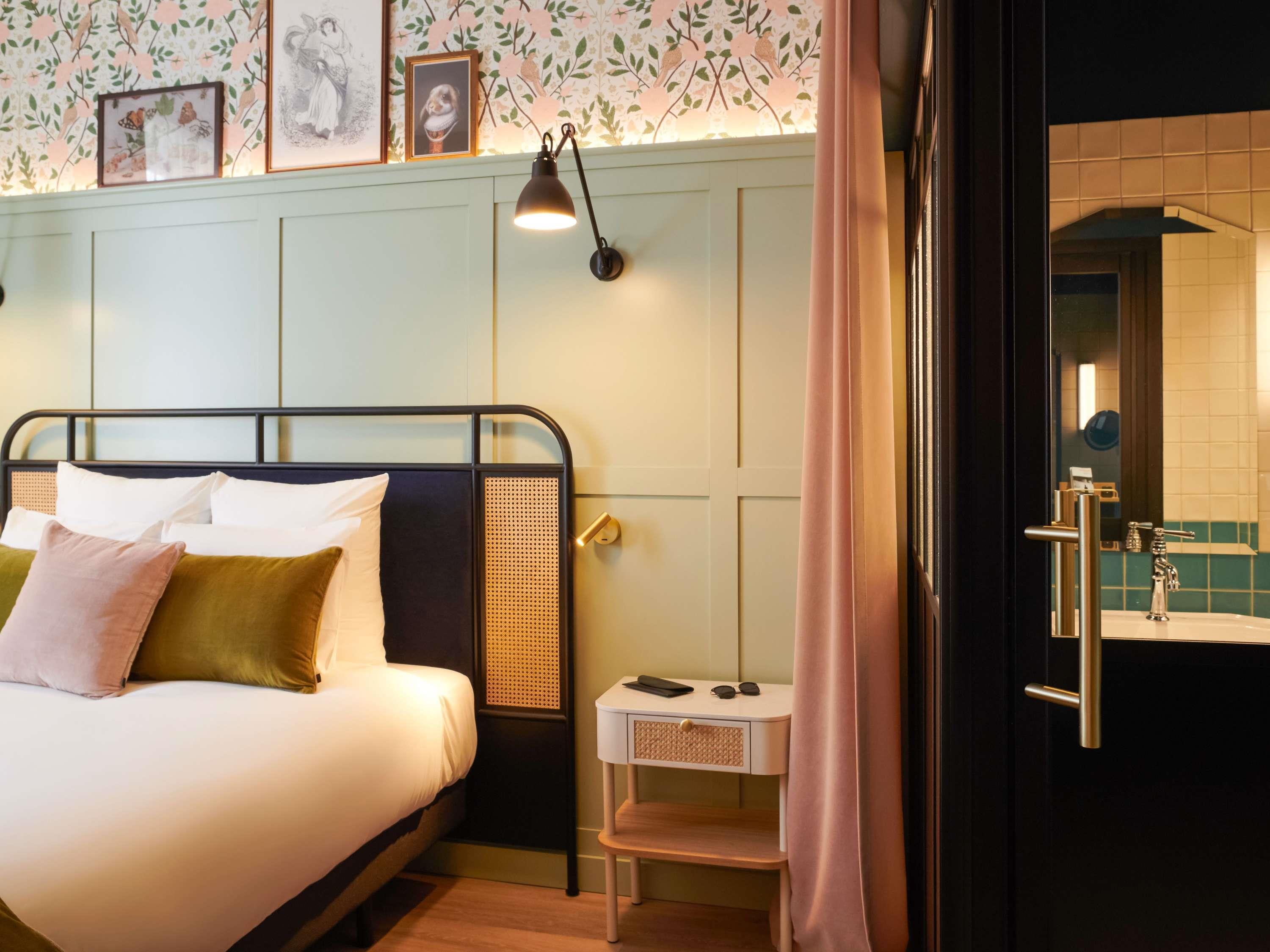 Square Lodge Hotel